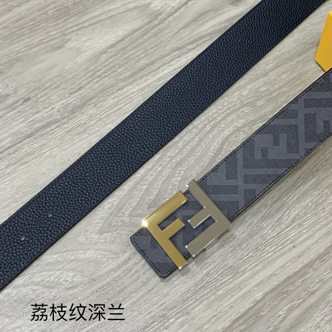 Fendi 五金做工精细 线条流畅 表面光滑 𝐙𝐏电镀工艺 香港通关【𝐇𝐀𝐀𝐒】 进口皮料