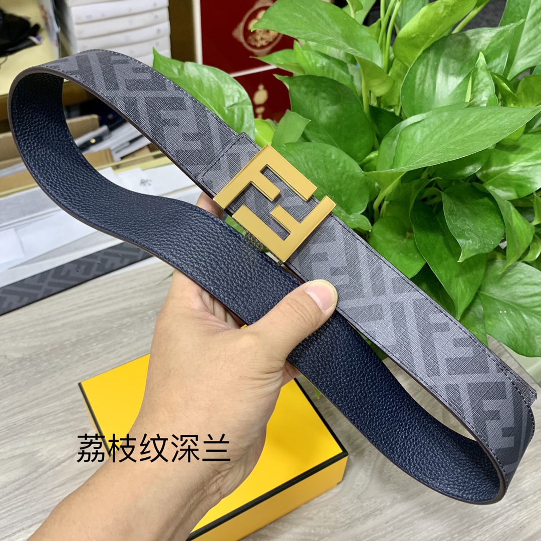 Fendi 五金做工精细 线条流畅 表面光滑 𝐙𝐏电镀工艺 香港通关【𝐇𝐀𝐀𝐒】 进口皮料