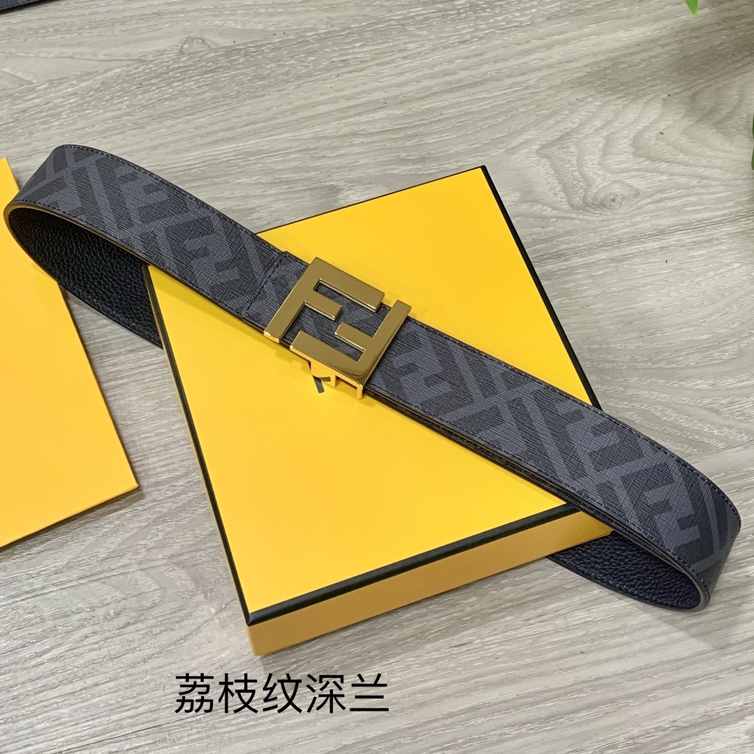 Fendi 五金做工精细 线条流畅 表面光滑 𝐙𝐏电镀工艺 香港通关【𝐇𝐀𝐀𝐒】 进口皮料