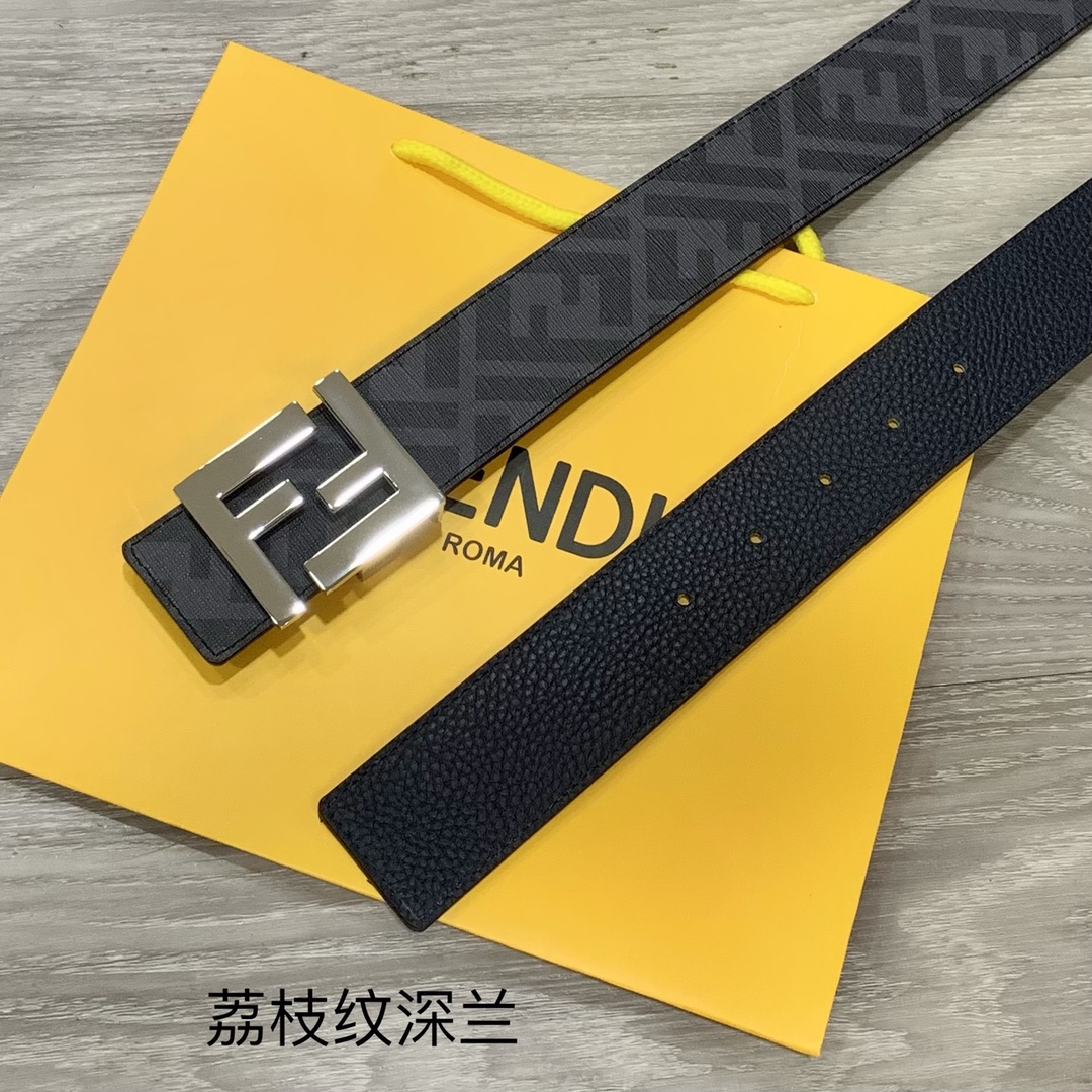Fendi 五金做工精细 线条流畅 表面光滑 𝐙𝐏电镀工艺 香港通关【𝐇𝐀𝐀𝐒】 进口皮料