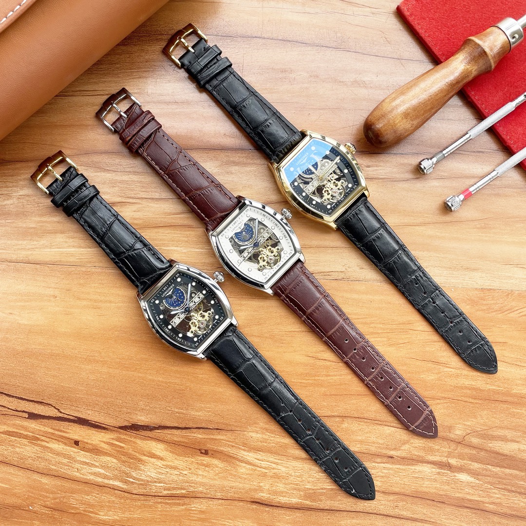 酒桶新品 震撼上市 最新：浪琴 Longines 镂空设计 类型：精品男士腕表 表带：真牛皮表带 机芯：高端全自动机械机芯 镜面：矿物质强化玻璃更高清 品味高雅 浩瀚大气 匠心独运 腕间瑰宝 尺寸：直径42mm厚12.5mm热卖上市欢迎转载