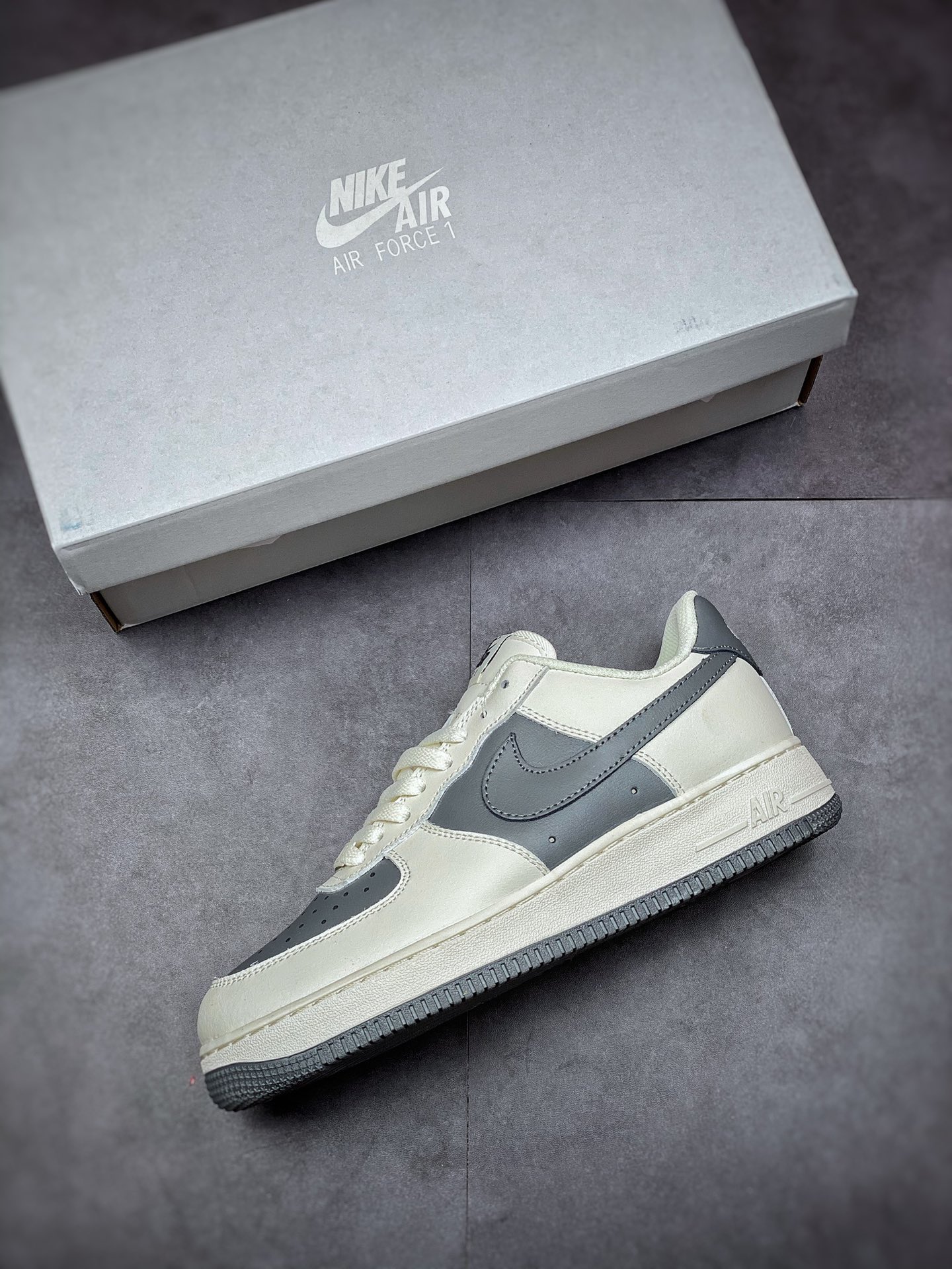 200 Nike Air Force 1 Low 07 白灰拼接 原楦头原纸板 7875-994
