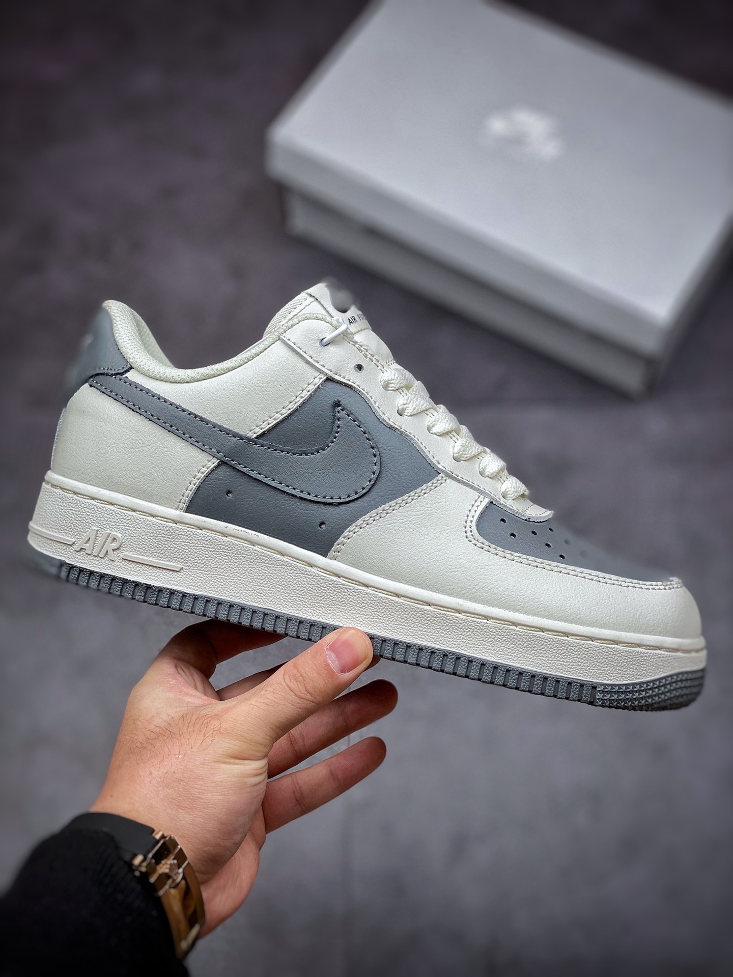 200 Nike Air Force 1 Low 07 白灰拼接 原楦头原纸板 7875-994