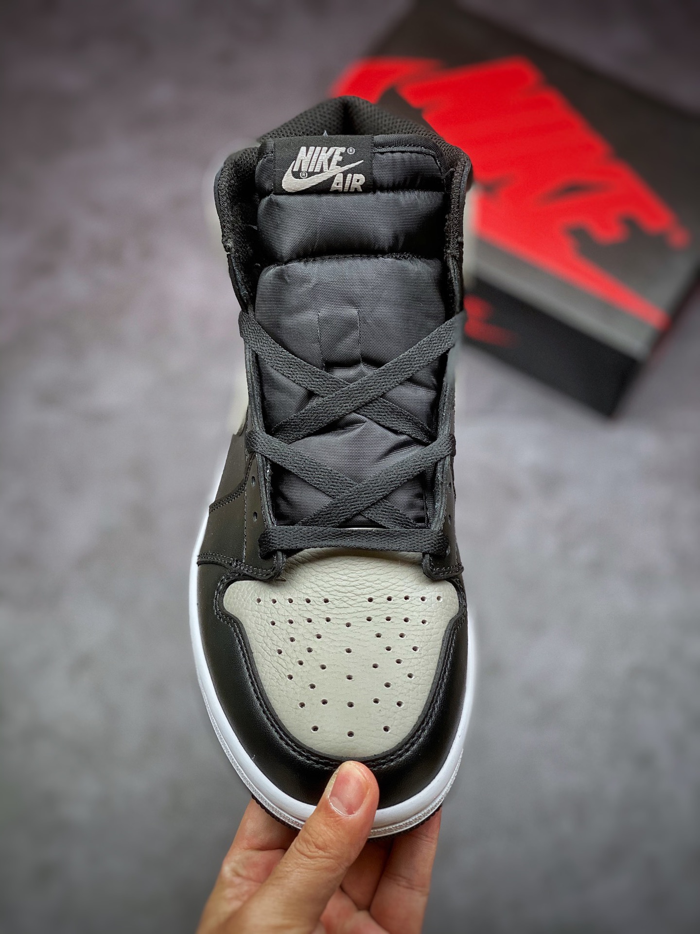 260 【升级品质】 顶级性价比清洁度完美 外贸原装 Air Jordan 1 影子灰 555088-013