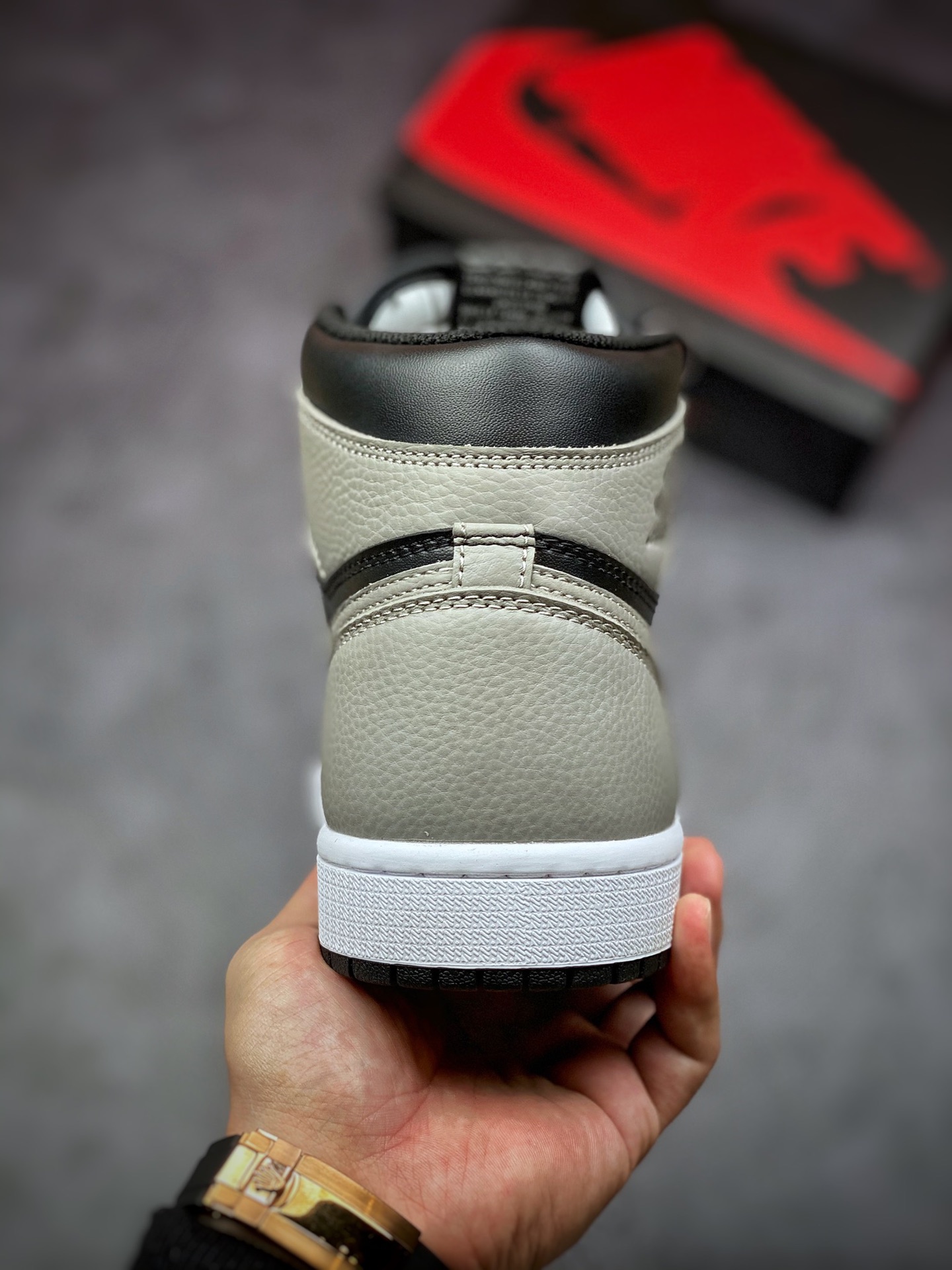 260 【升级品质】 顶级性价比清洁度完美 外贸原装 Air Jordan 1 影子灰 555088-013