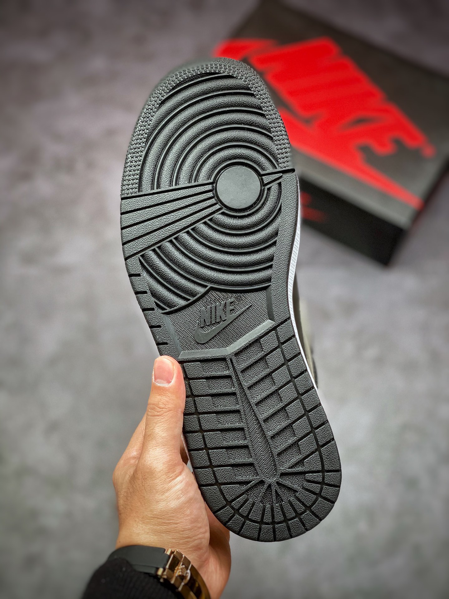 260 【升级品质】 顶级性价比清洁度完美 外贸原装 Air Jordan 1 影子灰 555088-013