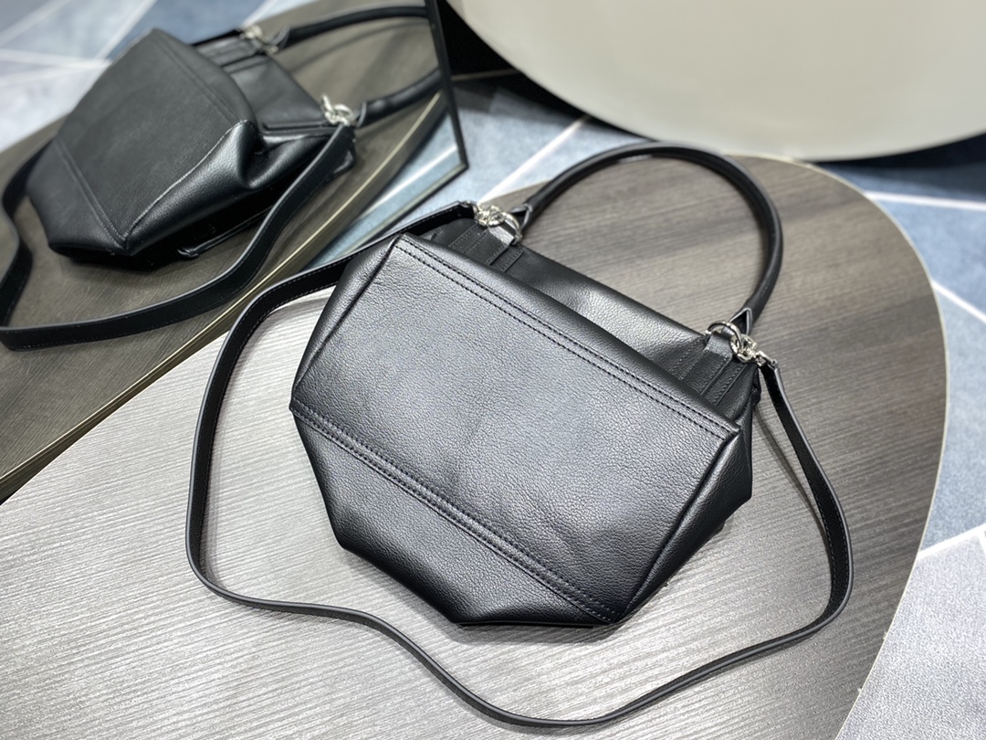 Small 27cm goat print GIVENCHY PANDORA GIVENCHY PANDORA box bag (size: 27x14x18