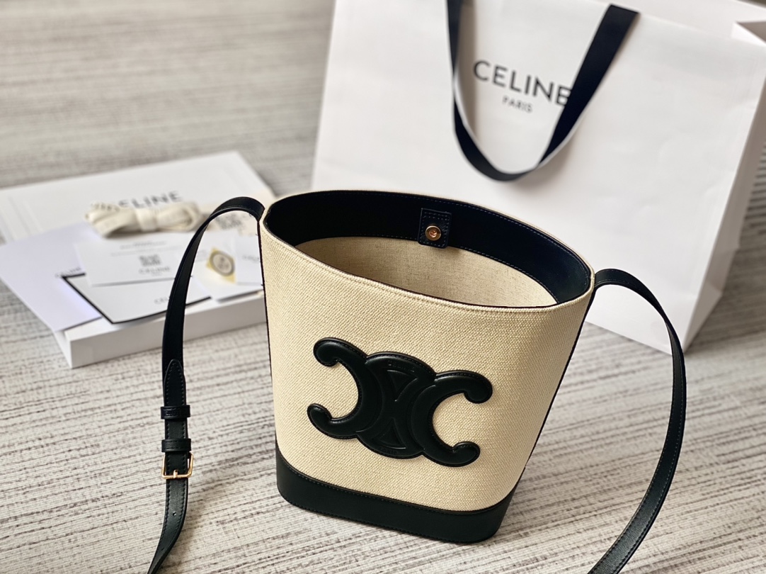 CELINE赛琳凯旋门立体大logo CUIR TRIOMPHE水桶包198243