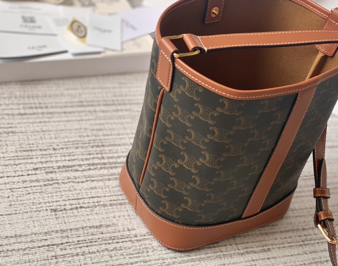 CELINE赛琳中古款老花水桶包191442