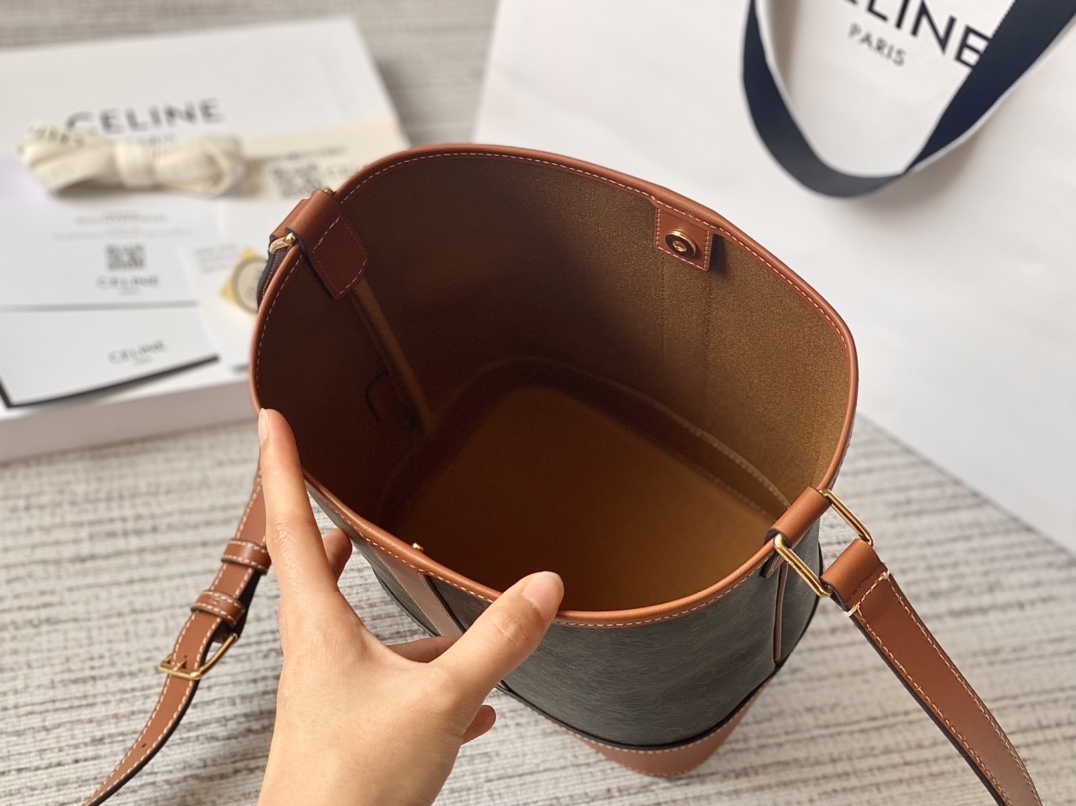 CELINE赛琳中古款老花水桶包191442
