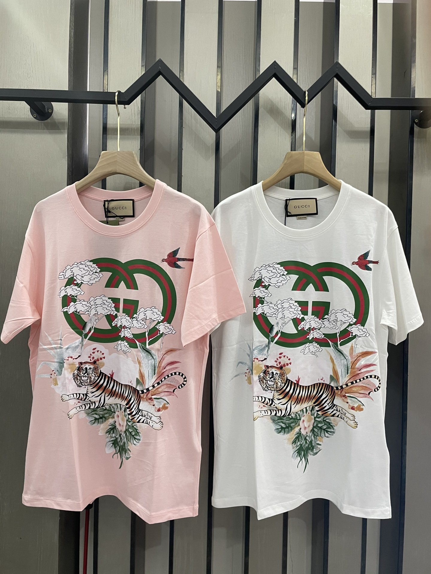 yupoo album169955 GUCCI古驰2022中国新年系列老虎花卉小鸟互扣式双G T恤_Gucci Ladies  Clothes_Kids-Ladies items_yupooalbum