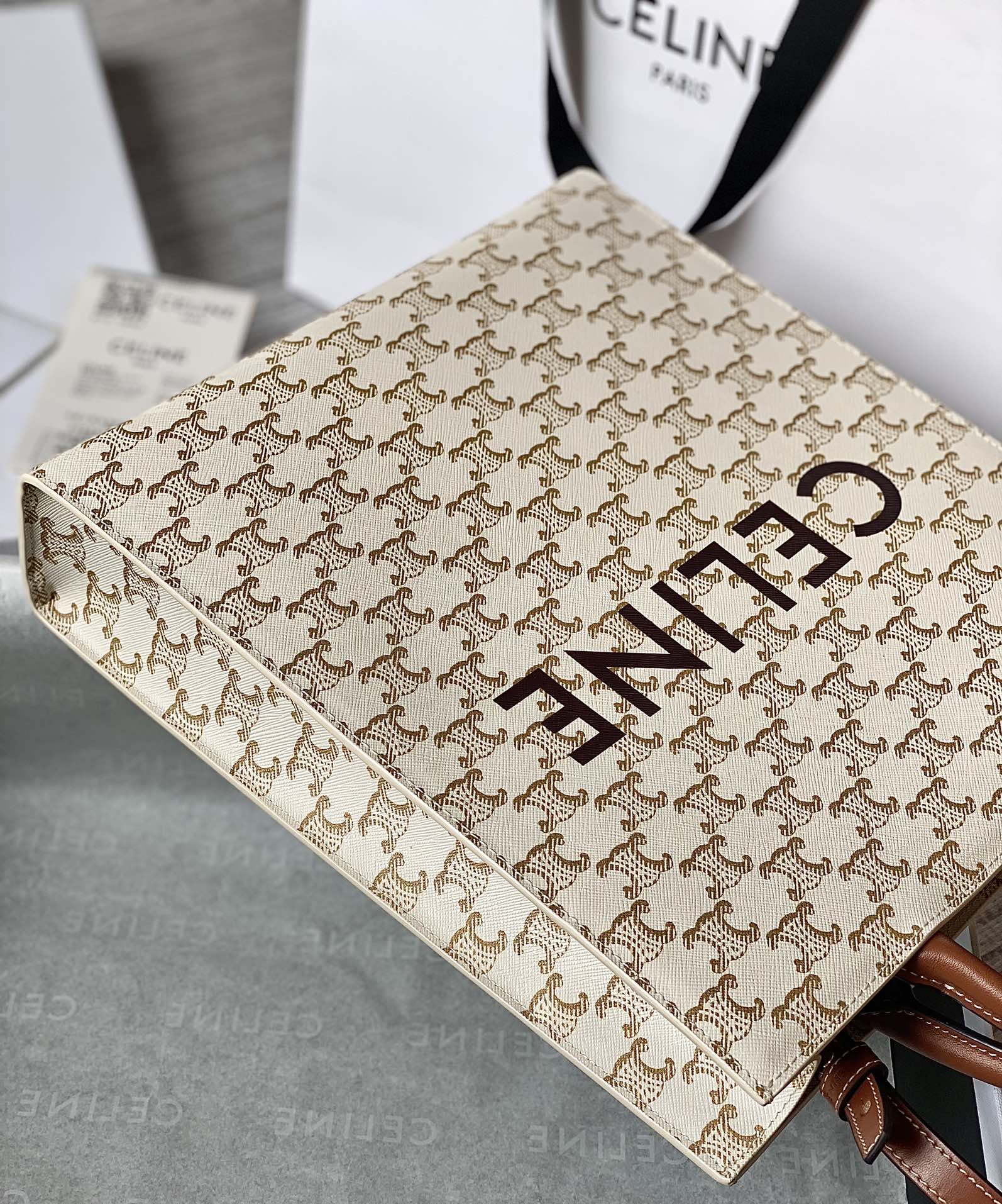 CELINE CABAS TRIOMPHE凯旋购物袋 191542