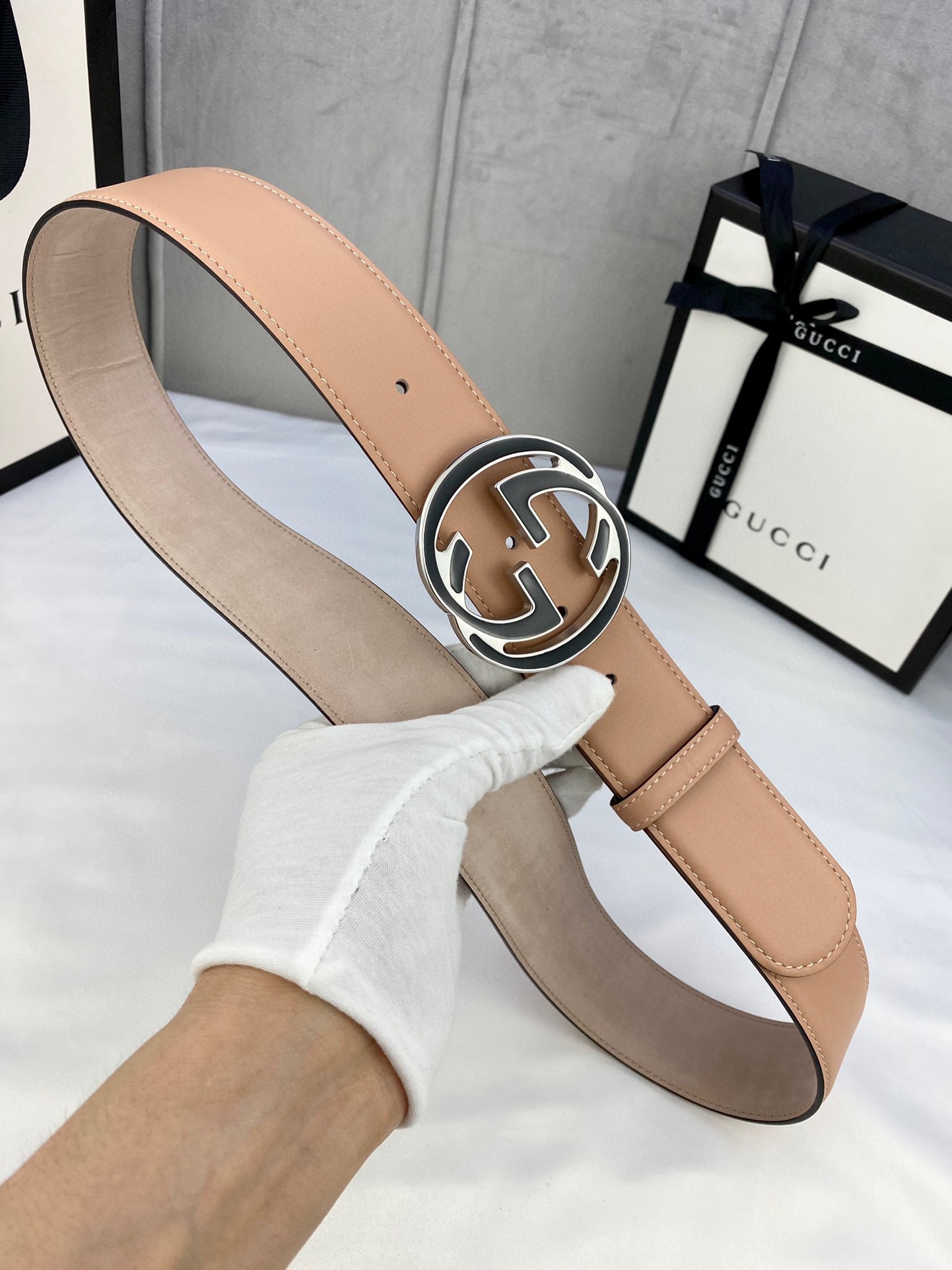 宽度3.8cmGUCCI这款光面皮革