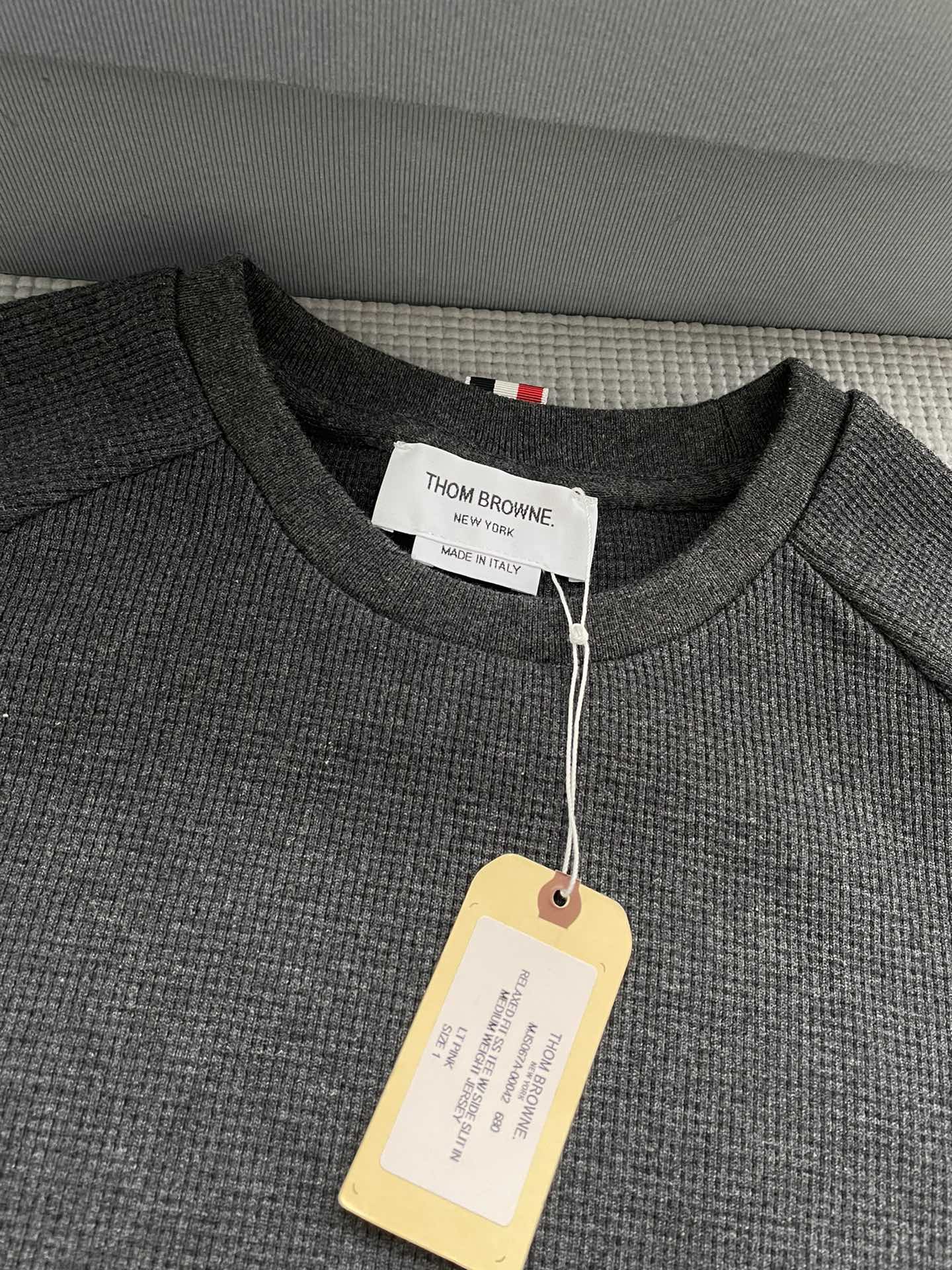 톰브라운 남성 긴팔 129794 Thom Browne Long Sleeve 썸네일 이미지