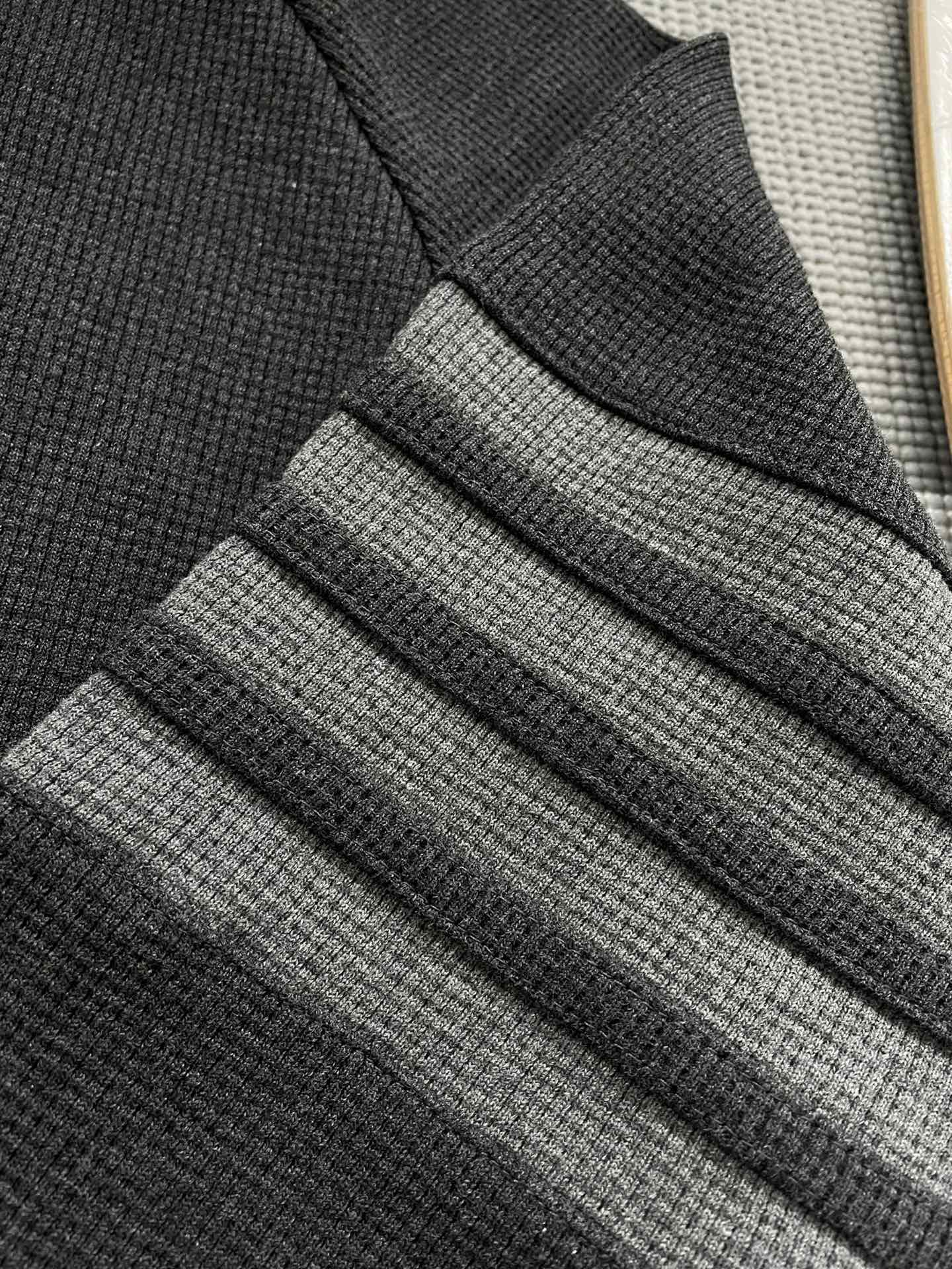 톰브라운 남성 긴팔 129794 Thom Browne Long Sleeve 썸네일 이미지