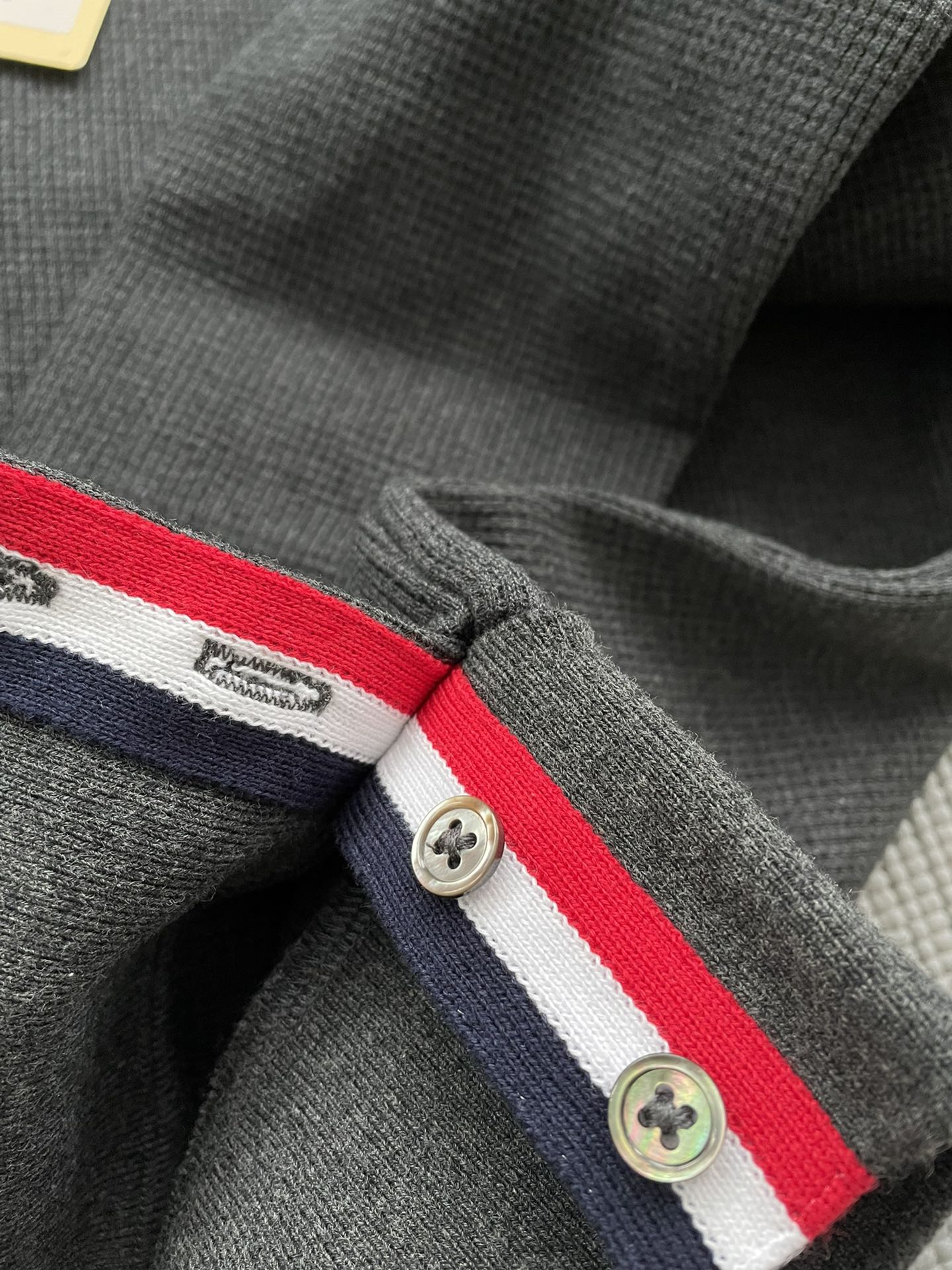 톰브라운 남성 긴팔 129794 Thom Browne Long Sleeve 썸네일 이미지