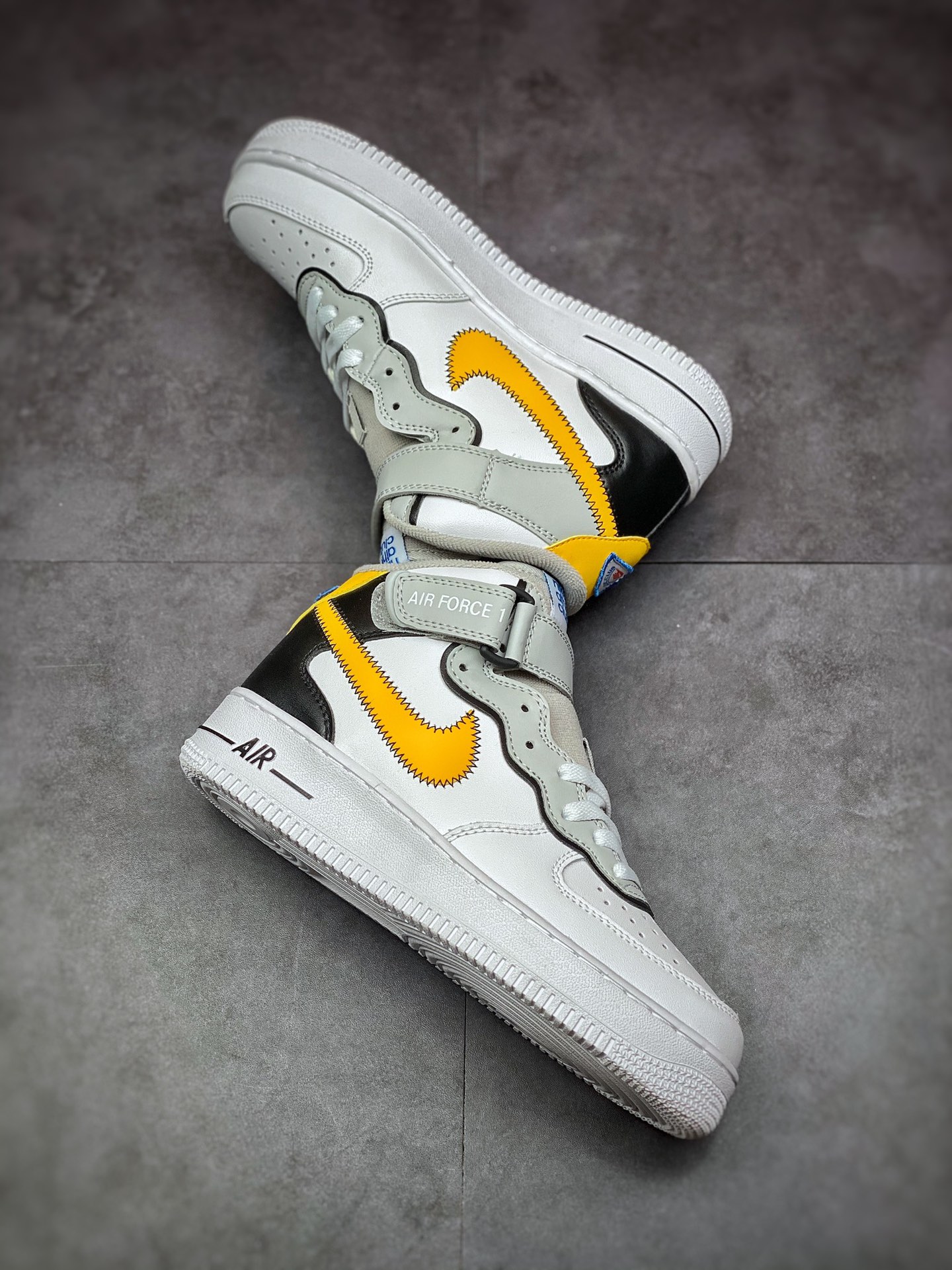 220 Air Force 1 ’07 Mid 白灰黄缝线 DH7451-101