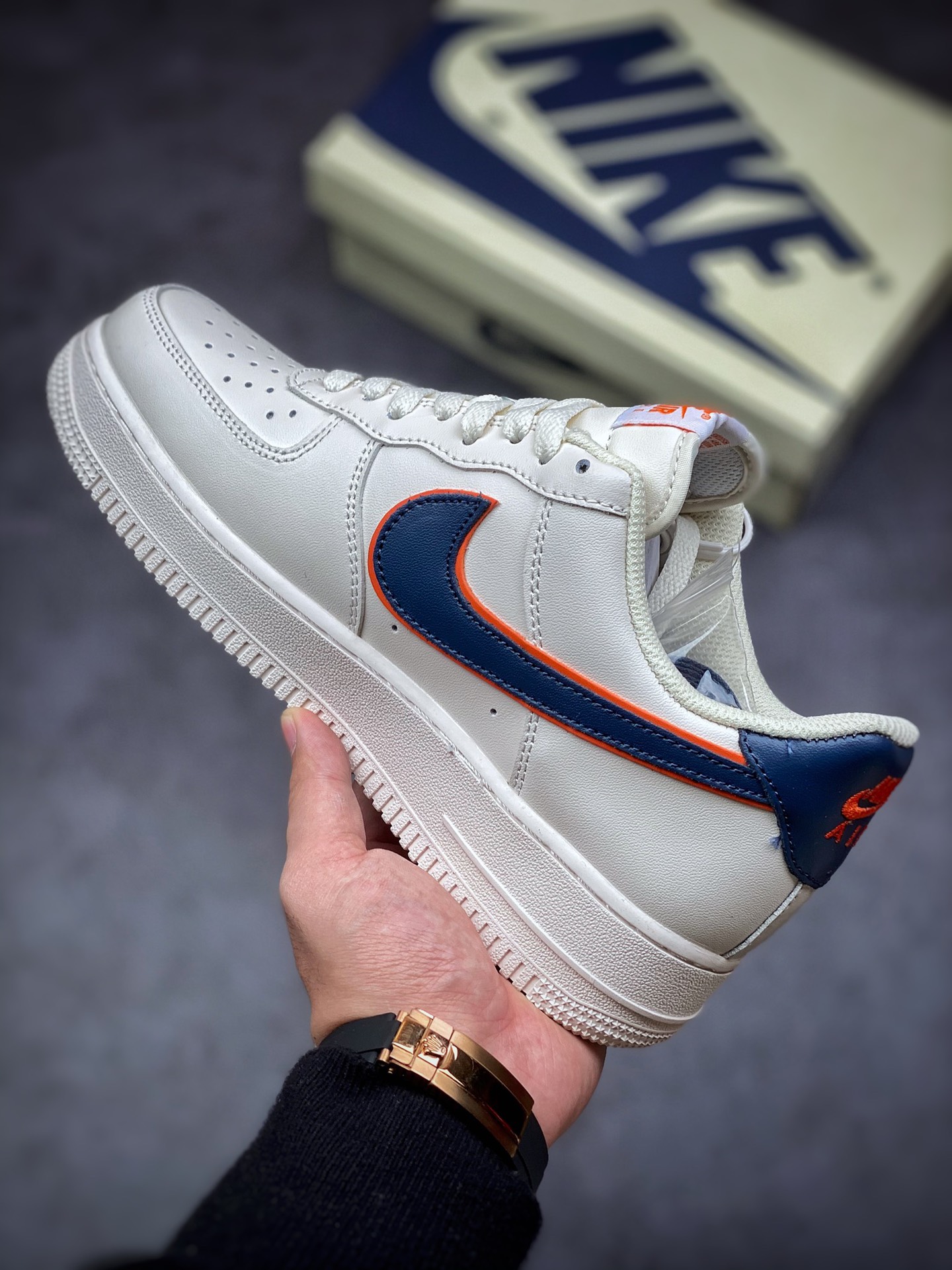 240 NIke Air Force 1 ’07 Low “中国风虎年限定”空军一号 BS8871-101