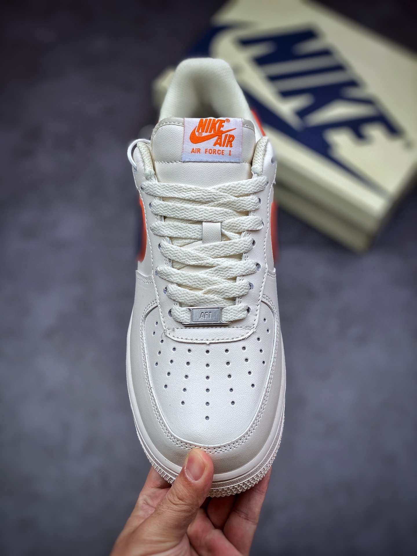 240 NIke Air Force 1 ’07 Low “中国风虎年限定”空军一号 BS8871-101