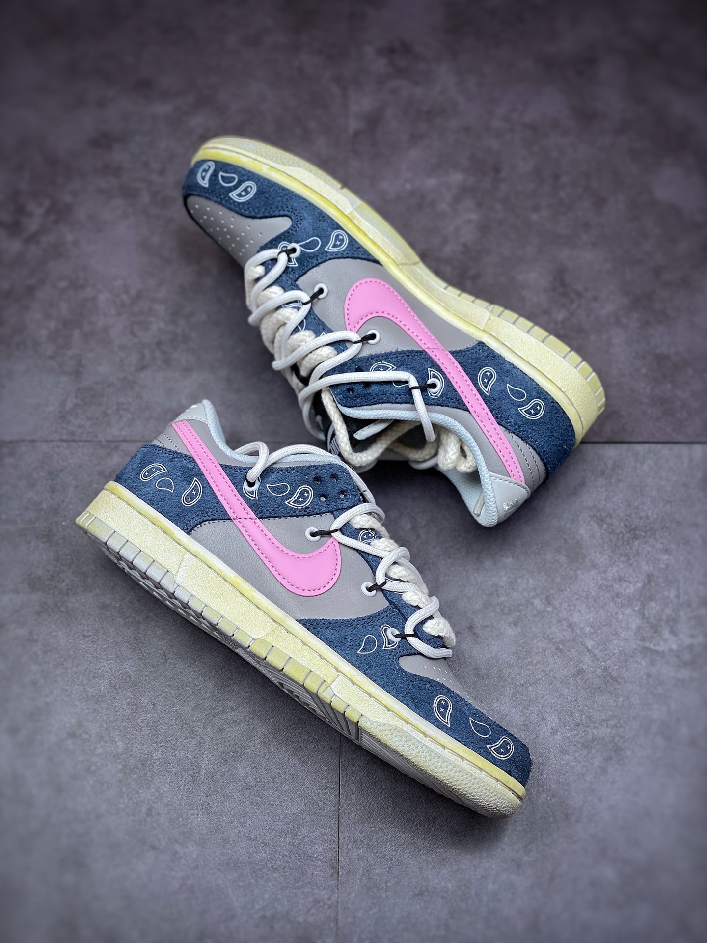 300 NIKE SB Dunk Low Retro 定制版本 解构Vibe做旧风腰果花板鞋 DH7913-001