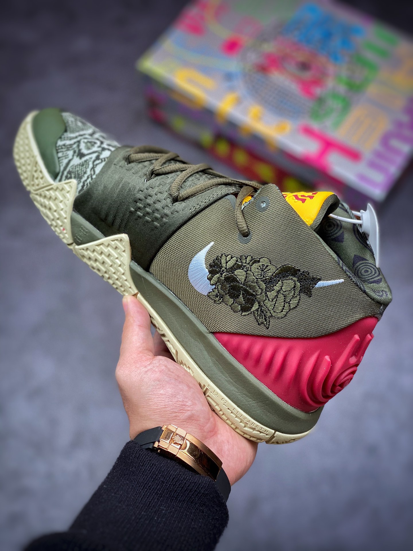 290 #灭世 NIKE Kybrid 欧文S2 军绿迷彩鸳鸯 实战篮球鞋 CT1971-300