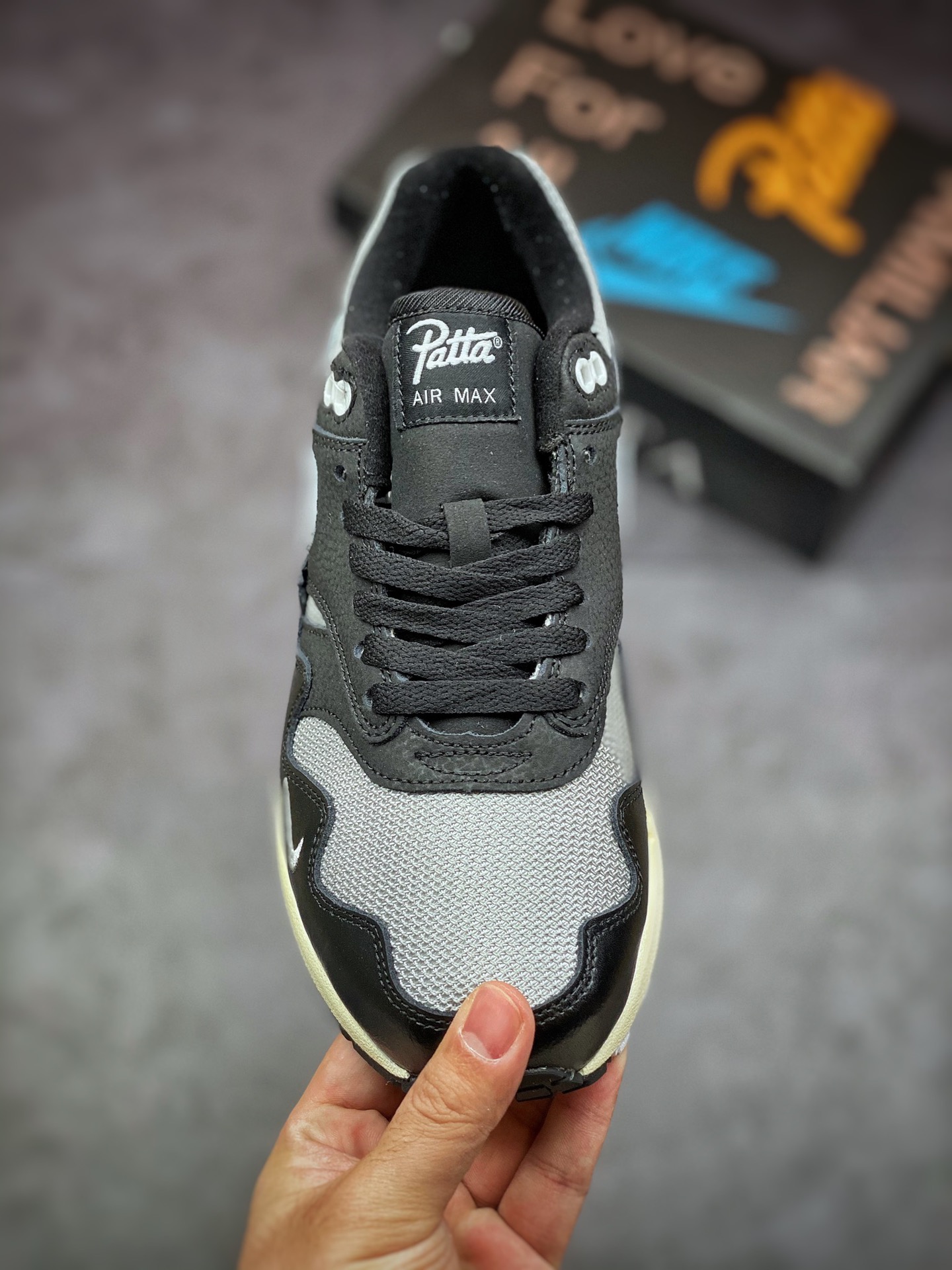 220 Patta x Nike Air Max 1 复古休闲跑步鞋 波浪纹 黑白 男女同款DQ0299-001