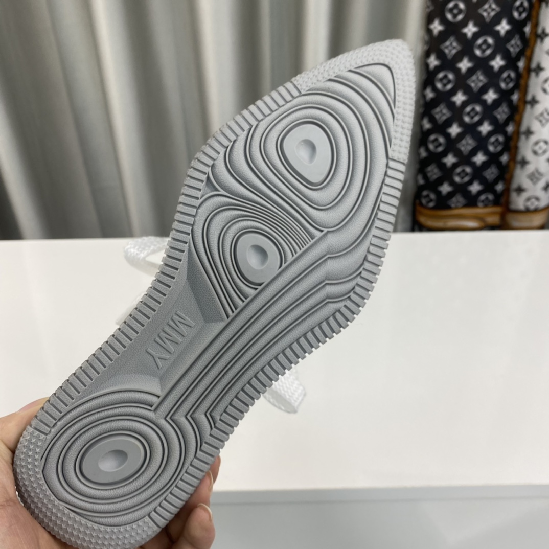 Innovative Super-Heated Recreational Sneakers: MMY’s Unique Design and Comfort. - 图片 9