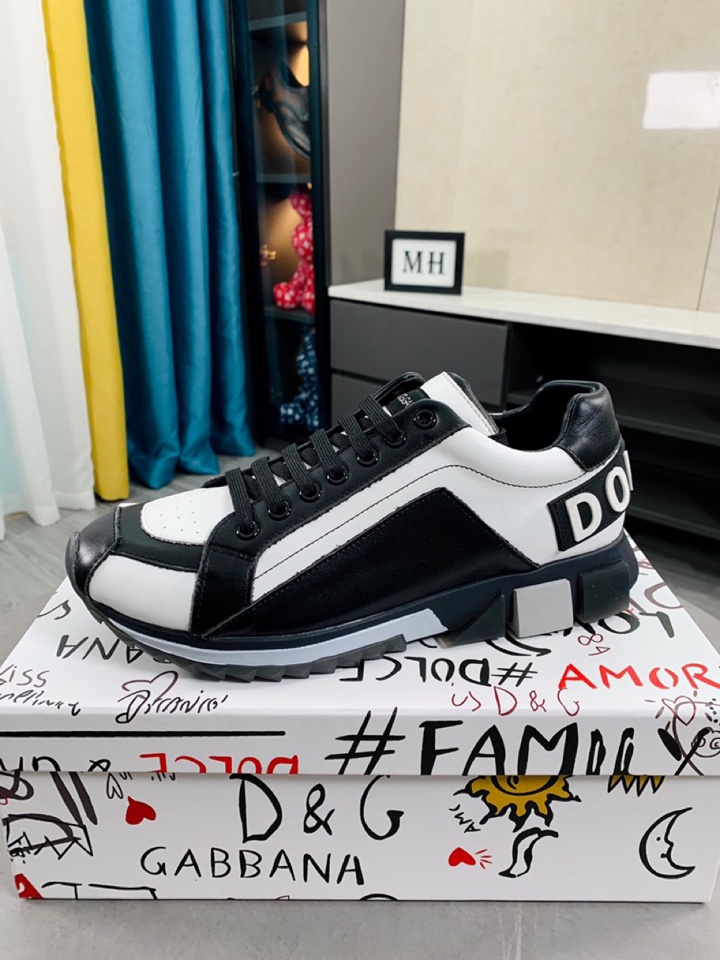 J0  Dolce＆Gabbana最新官网配色，原单品质进口头层牛皮➕牛里[得意]论材料做工完胜市场所有版本💕最高品质出货 实物拍摄，面料进口凸显品牌独特魅力😘鞋带也是原版定制👻经典系带款鞋 上脚十分舒适 、