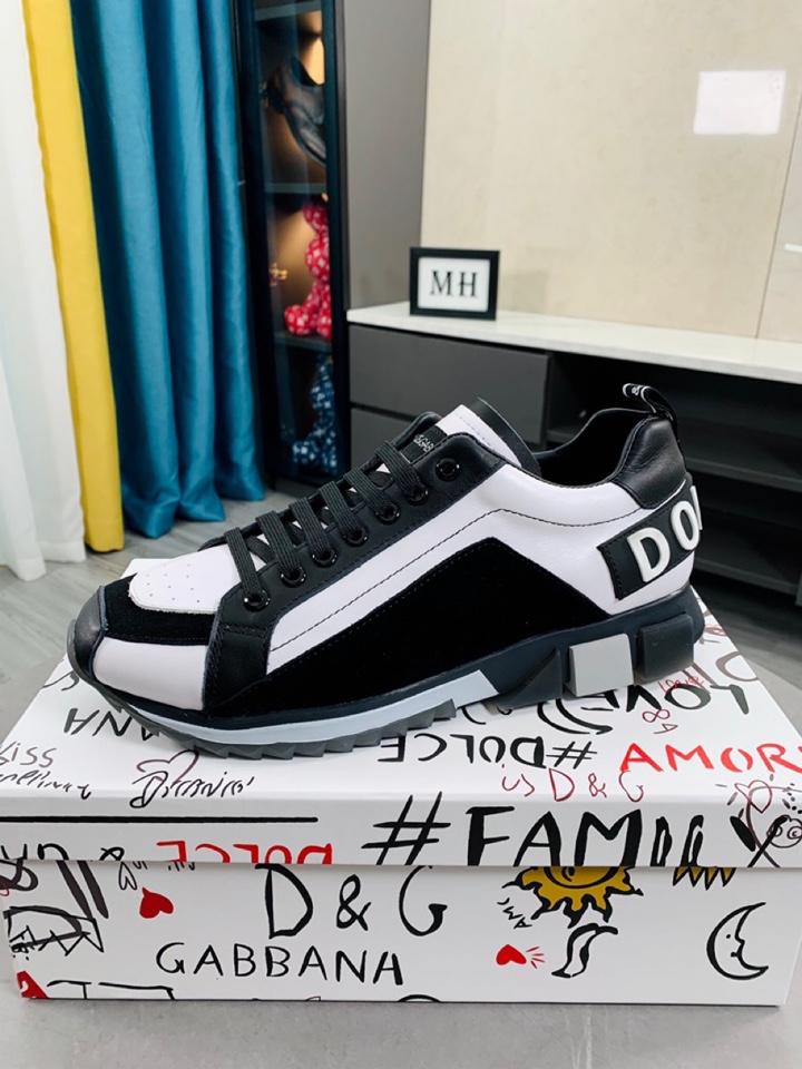 J0  Dolce＆Gabbana最新官网配色，原单品质进口头层牛皮➕牛里[得意]论材料做工完胜市场所有版本💕最高品质出货 实物拍摄，面料进口凸显品牌独特魅力😘鞋带也是原版定制👻经典系带款鞋 上脚十分舒适 、