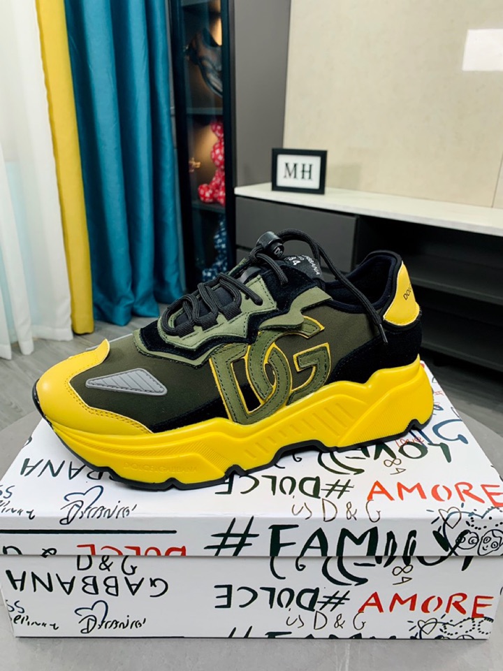 J0  Dolce＆Gabbana最新官网休闲、男鞋原单品质进口头层牛皮网布搭配➕羊里[得意]论材料做工完胜市场所有版本💕最高品质出货 实物拍摄，面料进口凸显品牌独特魅力😘鞋带也是原版定制👻经典系带款鞋 上脚十分舒适 、