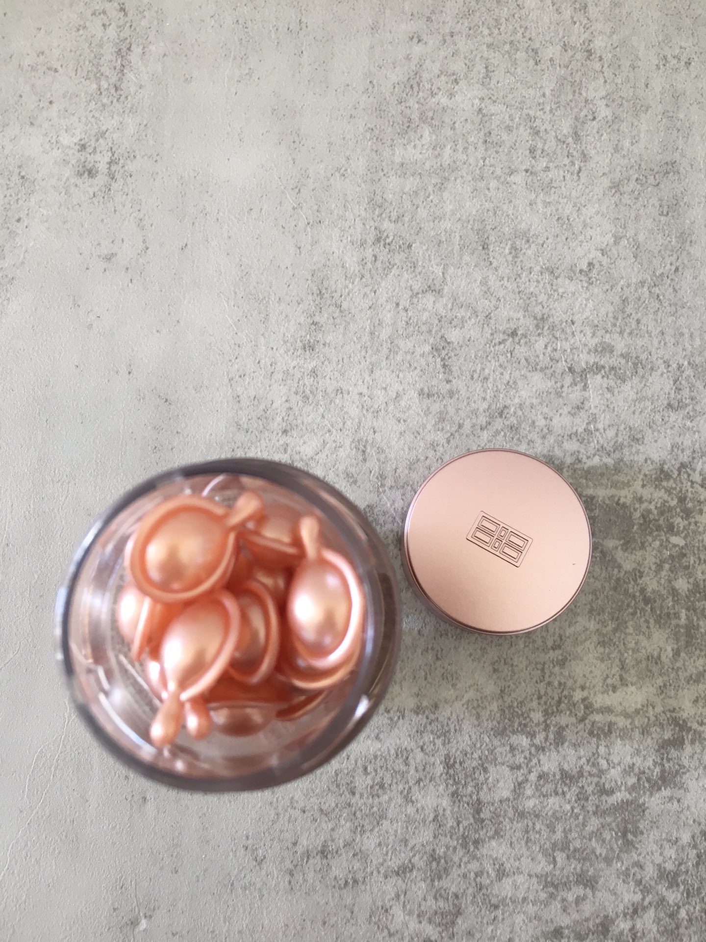 Elizabeth Arden Retinol Ceramide Capsules - Line Erasing Night Serum, 60 Count 7 i1641618343 9670 4