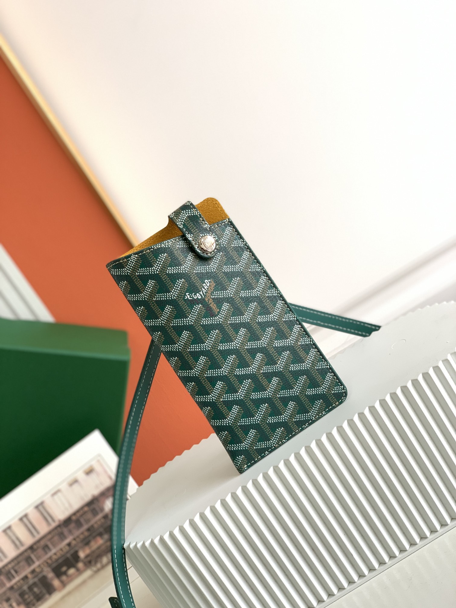 Goyard Montmartre GM Phone Bag Shoulder Strap Goyardine Canvas