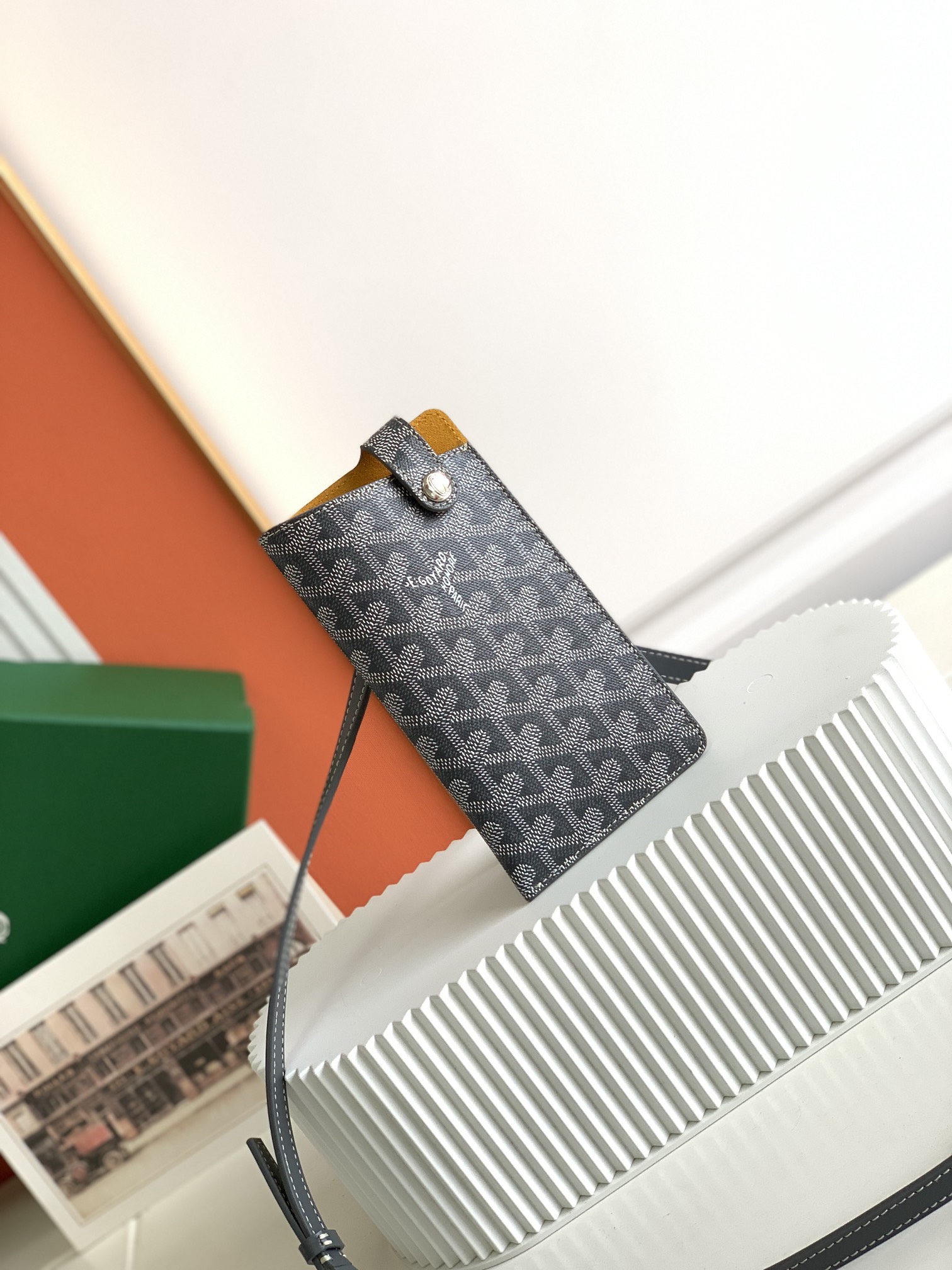Goyard Montmartre GM Phone Bag Shoulder Strap Goyardine Canvas