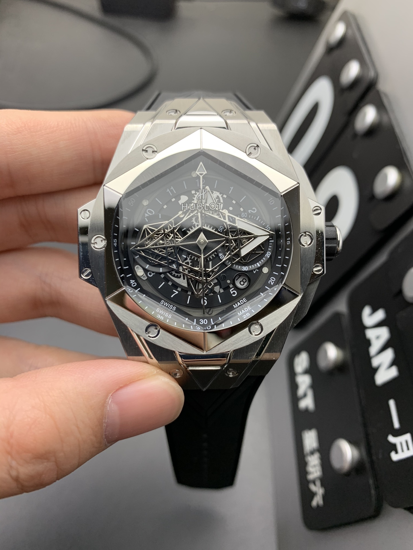 Hublot HB 二代刺青
