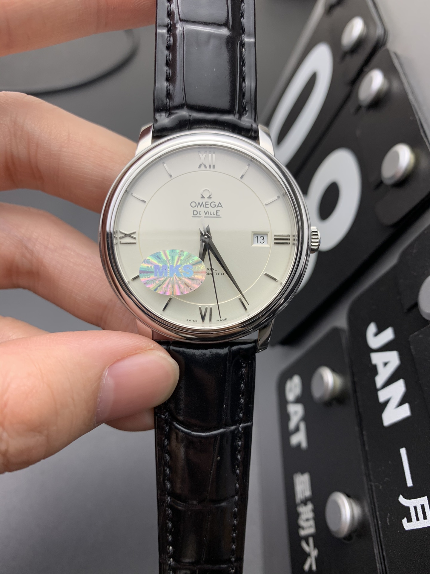 Omega 蝶飞
