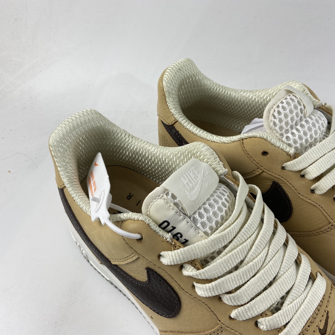 P240 NIKE Air Force 1’07 Low ”Manchester Bee” 卡其棕 休闲板鞋 DC1939-200