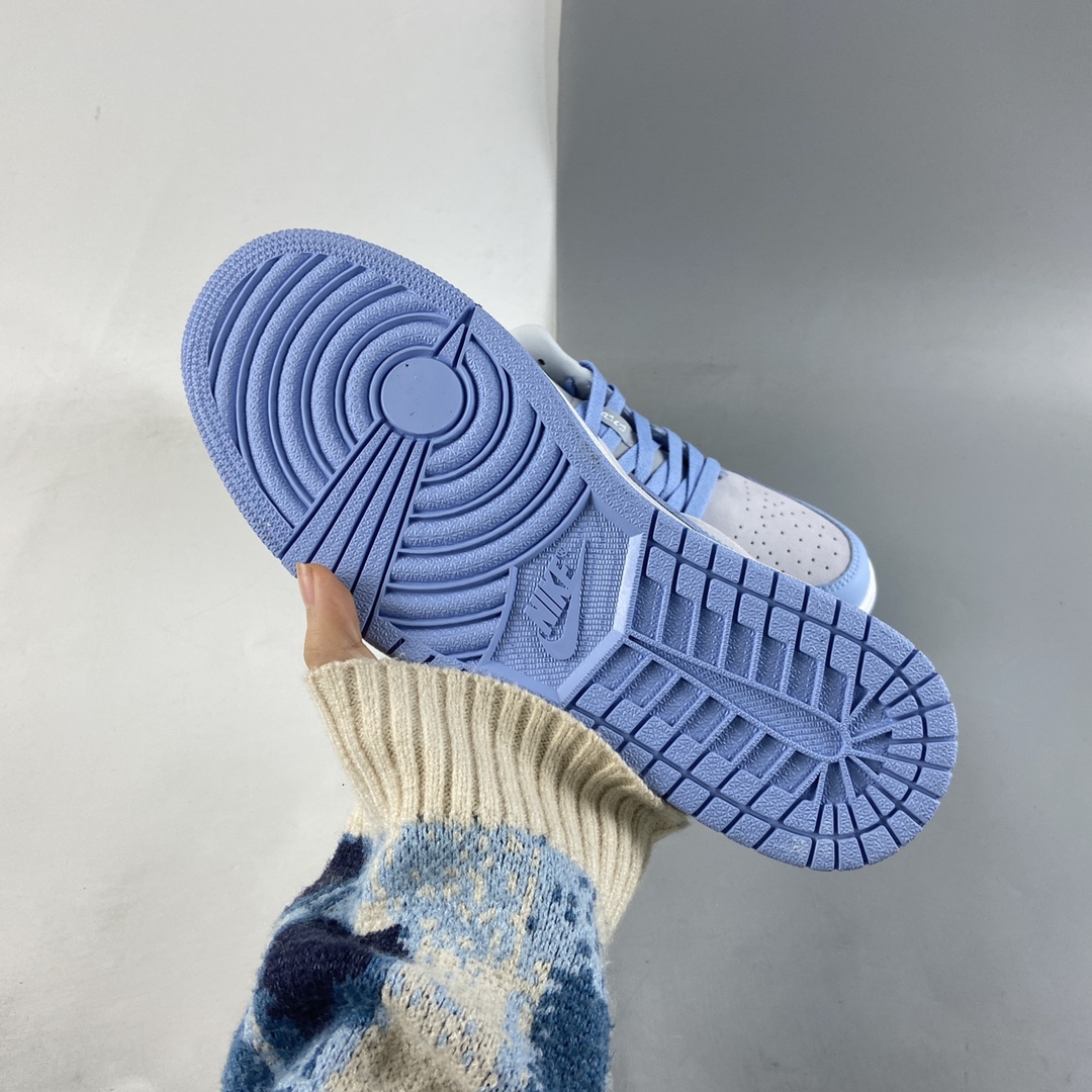 P240 Air Jordan 1 Low AJ1低帮时尚休闲板鞋 DC0774-050