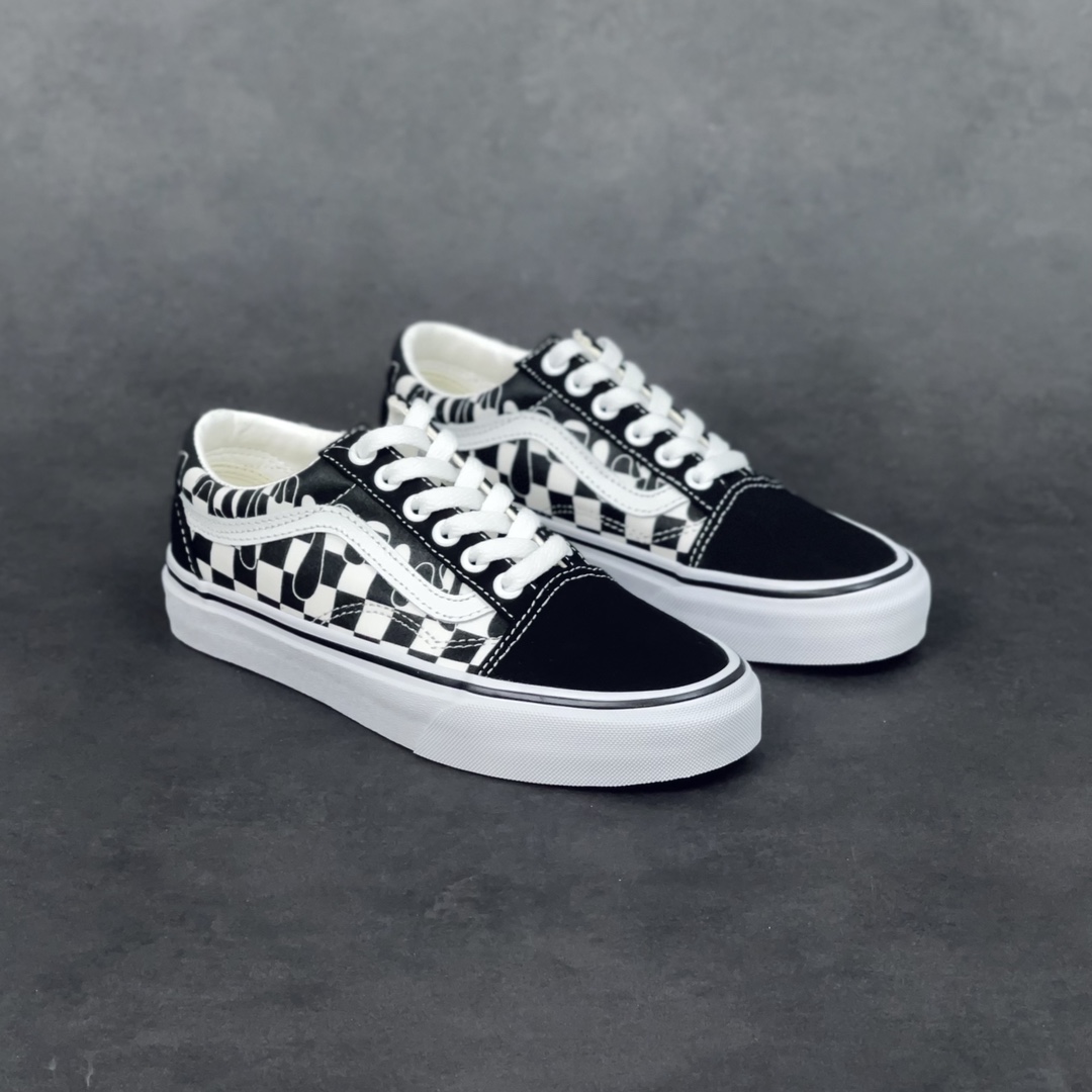 G0 小红书热门款全网寻找这款神仙配色Vans Old Skool 黑白涂鸦印花让整双鞋颜值爆了 回头率超高 上脚超显干净 又酷又飒 气质[强]
