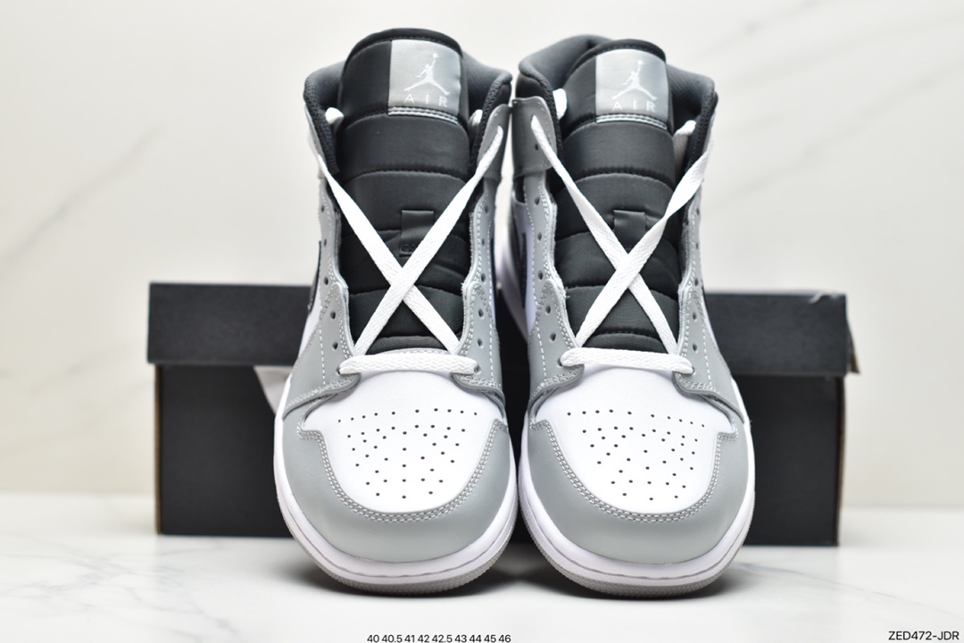 260 Air Jordan 1 Mid ”Light Smoke Grey” 中帮 灰白黑 AJ1 554724-078
