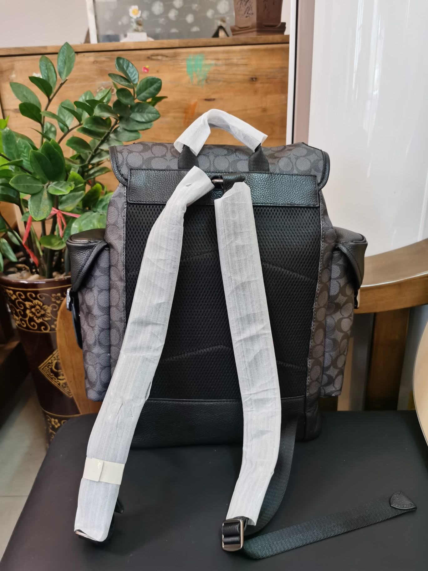 Coach 新款c7673马车图案印花HITCH 翻盖抽绳男士双肩背包 印花涂层帆布和柔软抛光平纹纹头层牛皮