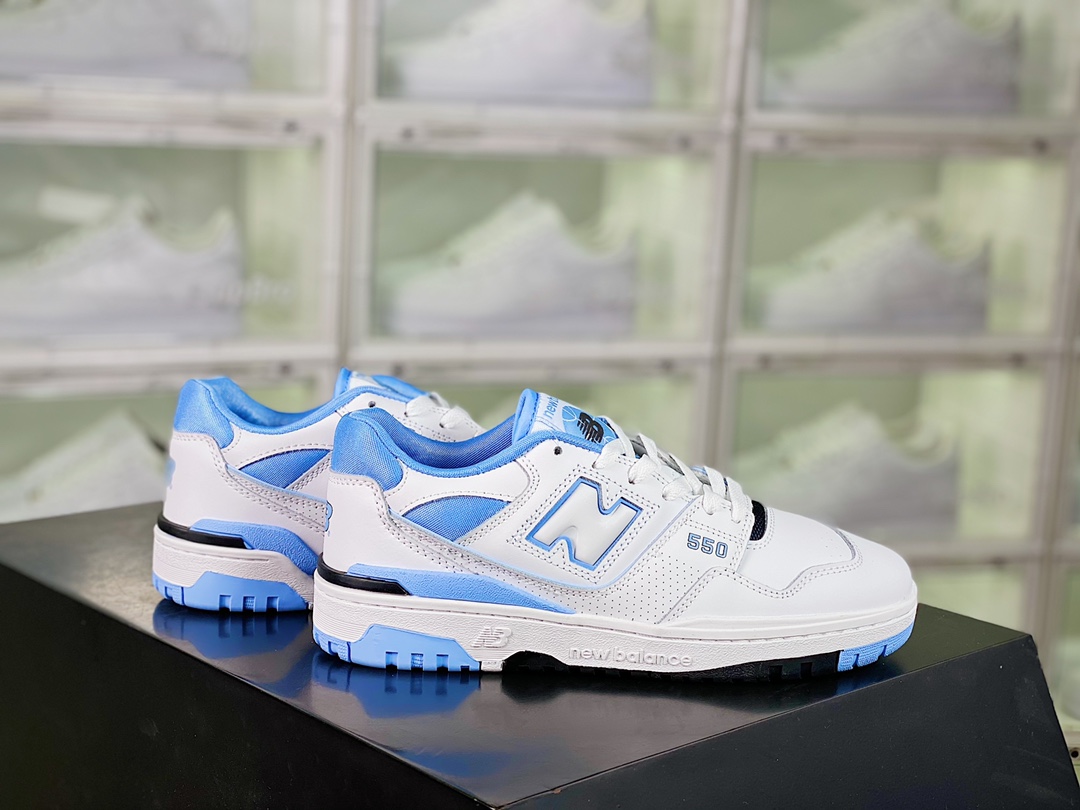 G5 升级版男女鞋真标半码制升级原楦原纸版数据开发版型采用硬质牛培皮组合透气网纱鞋面材质厚实耐磨橡胶缓震大底复古新选择，NB新百伦New Balance BB550系列经典复古低帮休闲运动篮球板鞋“皮革白蓝 BB550SN1