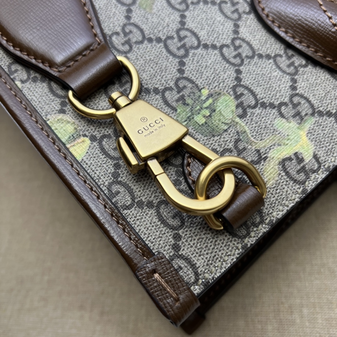 GUCCI古驰互扣式双G中号托特包674148