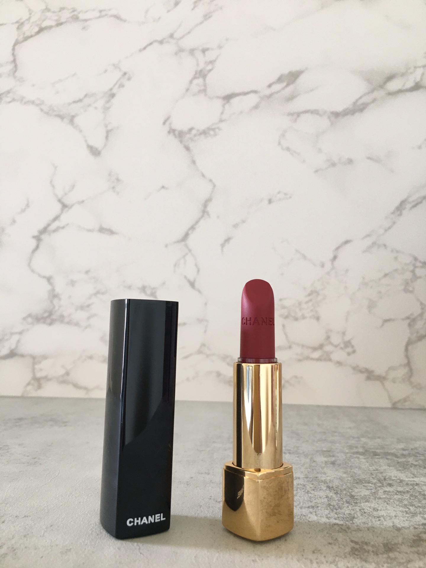 Chanel Rouge Allure Velvet 627 Camelia Carmin Lipstick - Luminous Matte Finish 3 i1641701888 2962 2