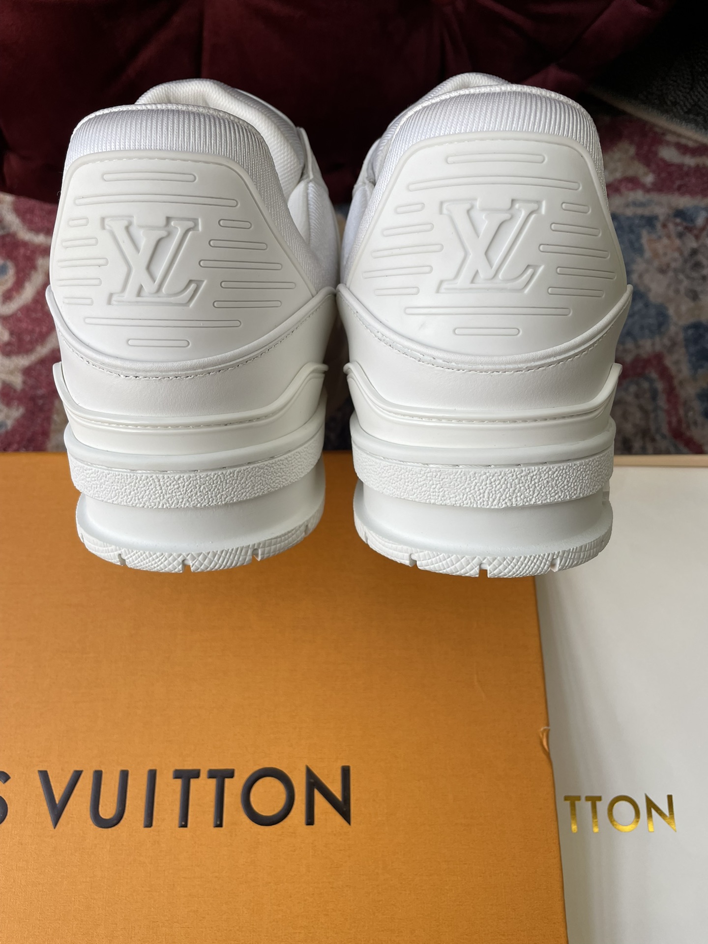 Louis Vuitton lv-新色 全白皮 trainer 低帮运动鞋