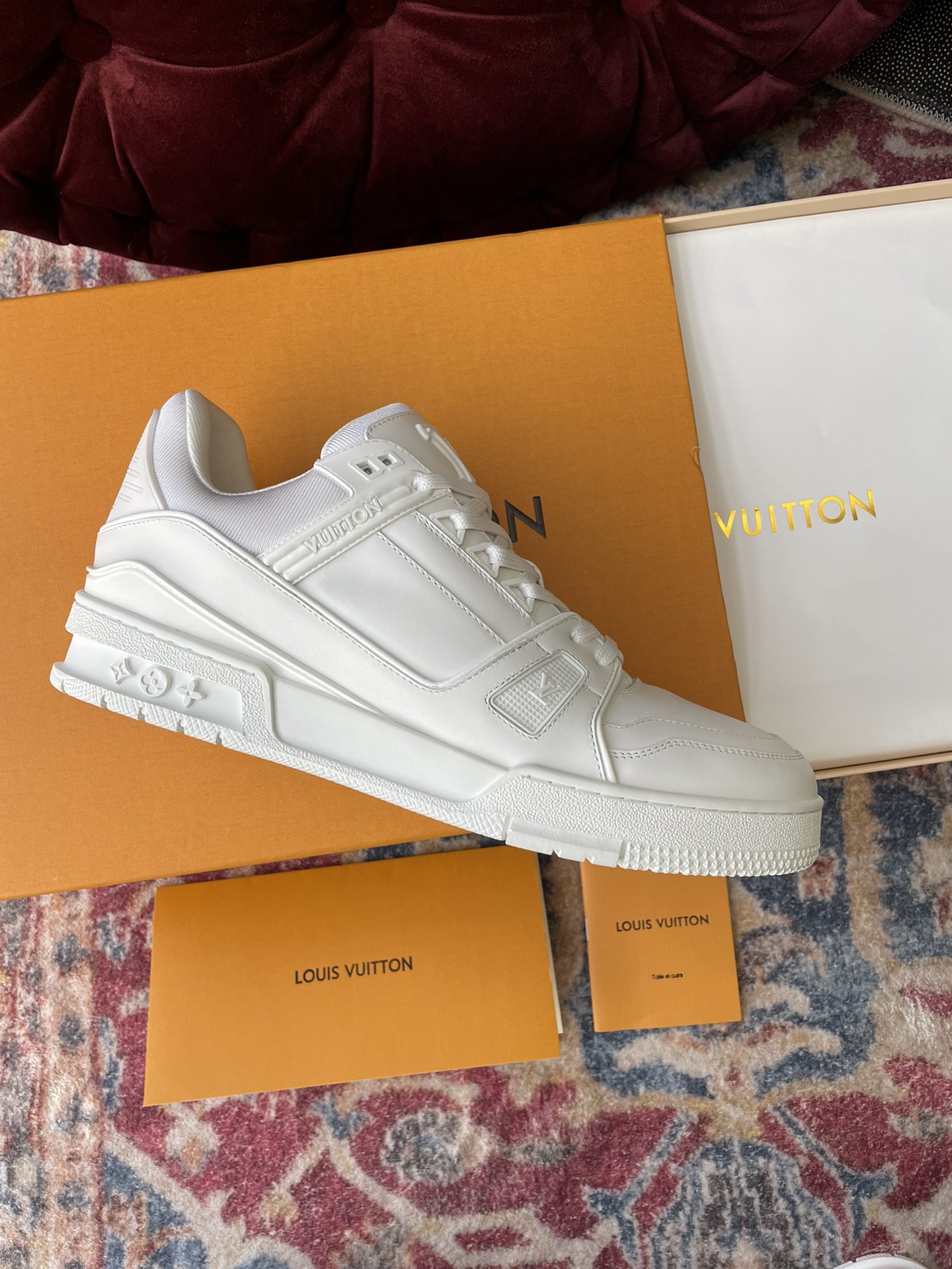 Louis Vuitton lv-新色 全白皮 trainer 低帮运动鞋