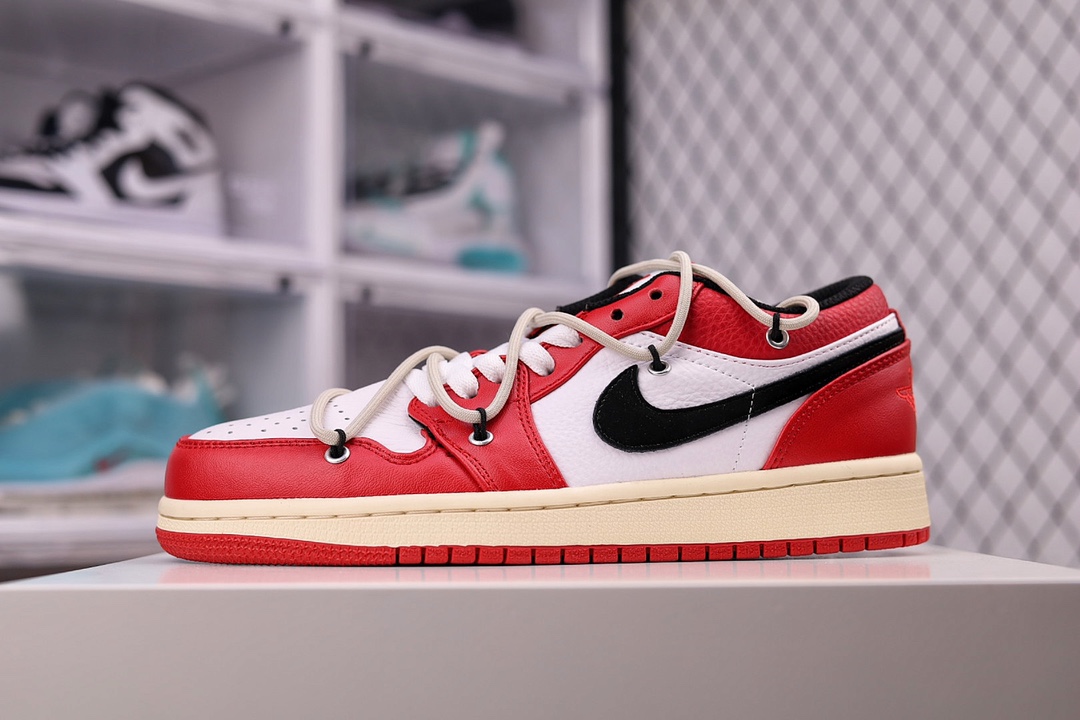 G5 公司级 耐克/Nike Air Jordan 1 Low”Chicago”AJ1乔丹一代低帮经典复古文化休闲运动篮球鞋。采用软质牛培皮革鞋面材质中底注胶孔内置真Sole气垫❗
