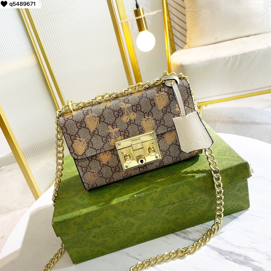 酷奇 Gucci 古奇 Gucci 法代国购 火抢爆购 独实家拍,搭配浅金色金五和链子,质一感流,可跨斜可单肩可手提，尺寸:20 13 8