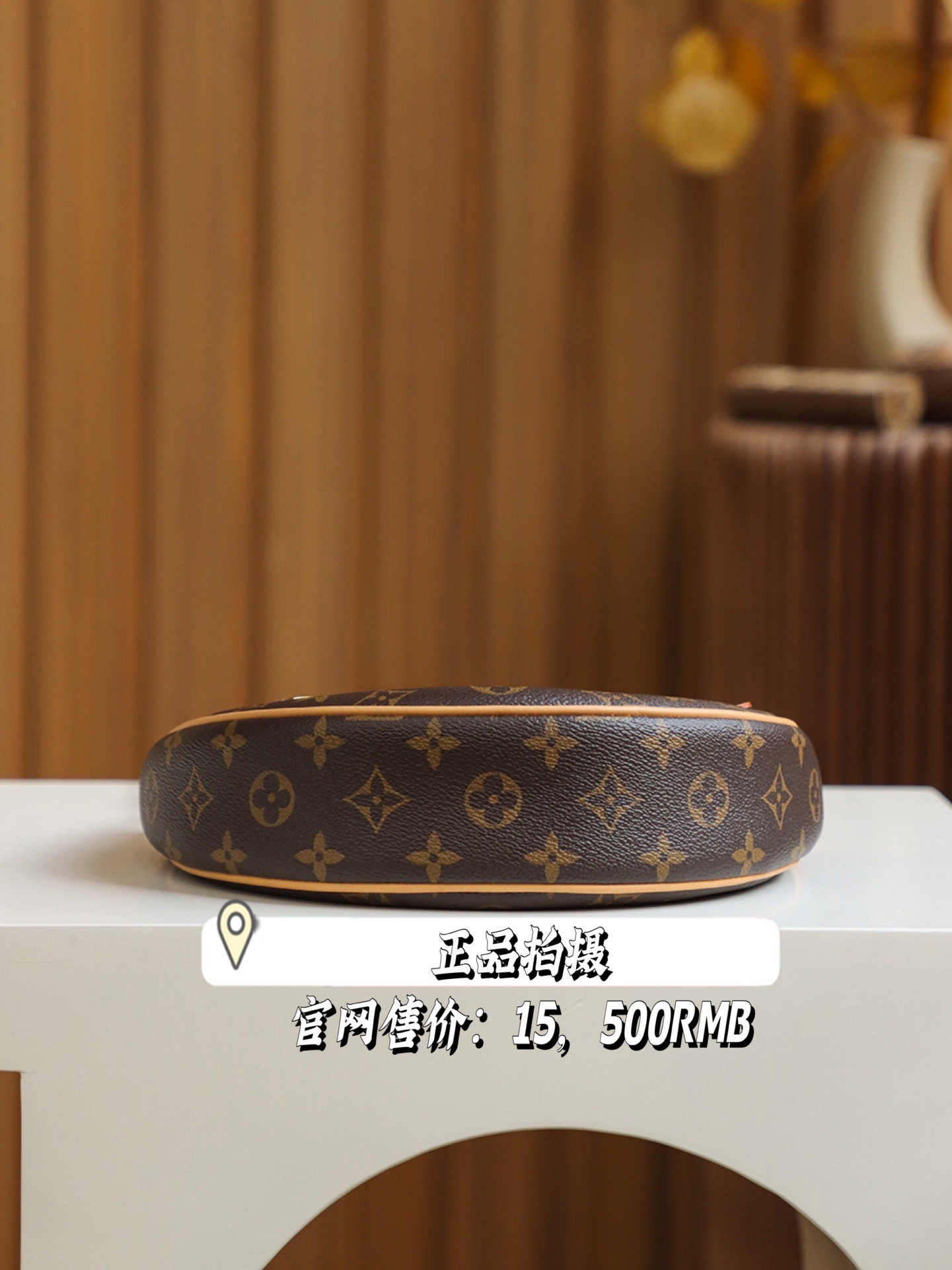 ☞ 𝐋𝐎𝐎𝐏系列 #M81098# ☜
☑️正品实物拍摄
☑️官网售价：15600 𝐑𝐌𝐁