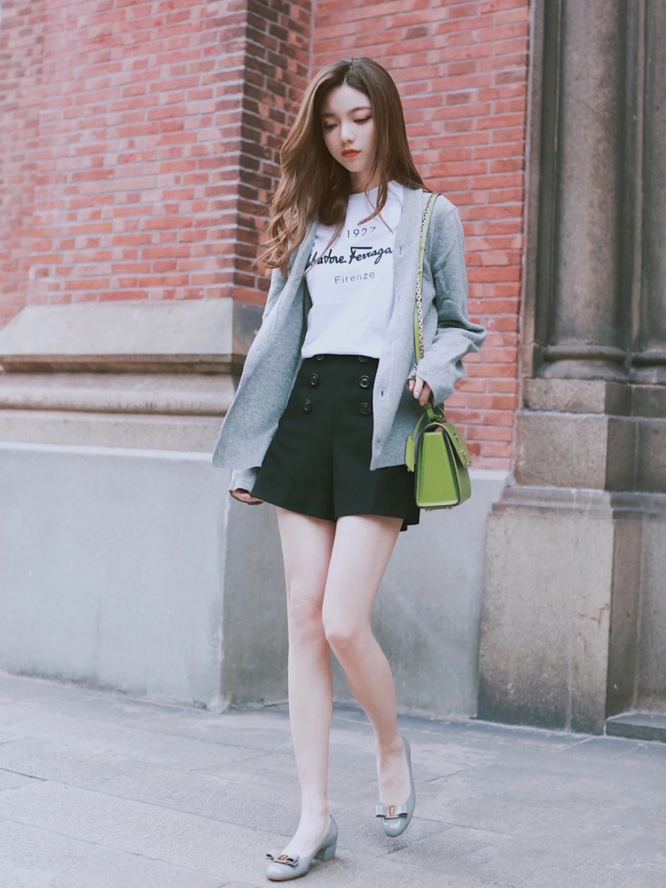 NO:238440,Foot pictures, single shoes19860909上脚图,单鞋,Women's Shoes