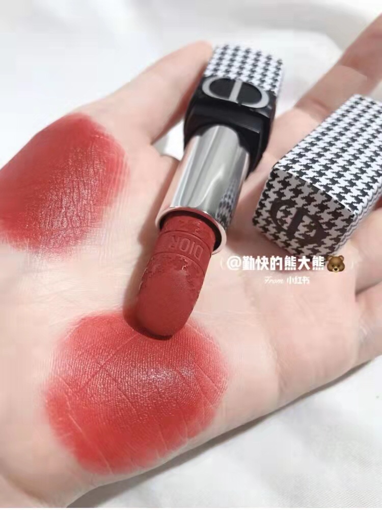 Dior Rouge 720 Icone Limited Edition Houndstooth Lipstick - Velvet Finish 9 i1641791149 5265 0